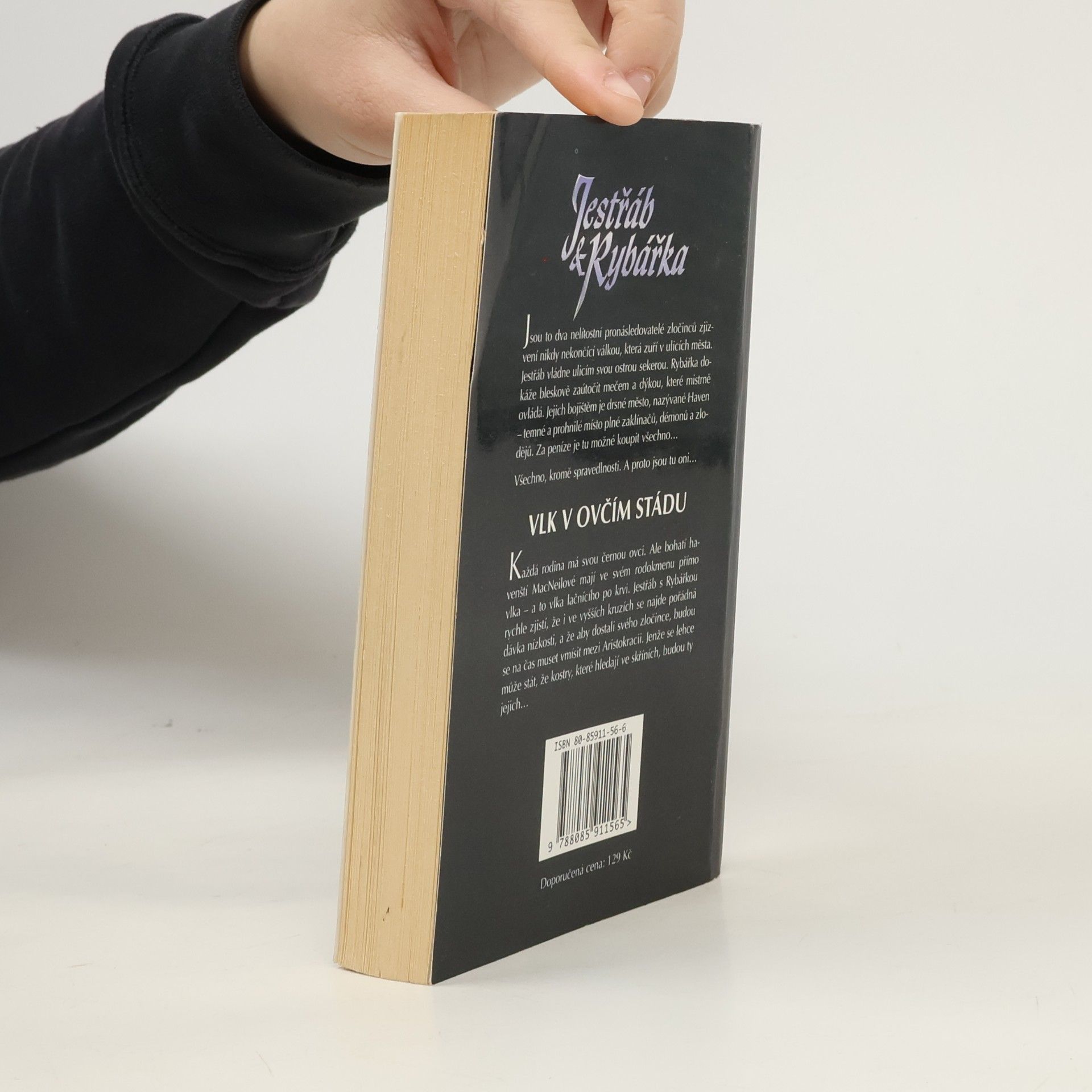 Various authors Jestřáb & Rybářka: Vlk v ovčím stádu