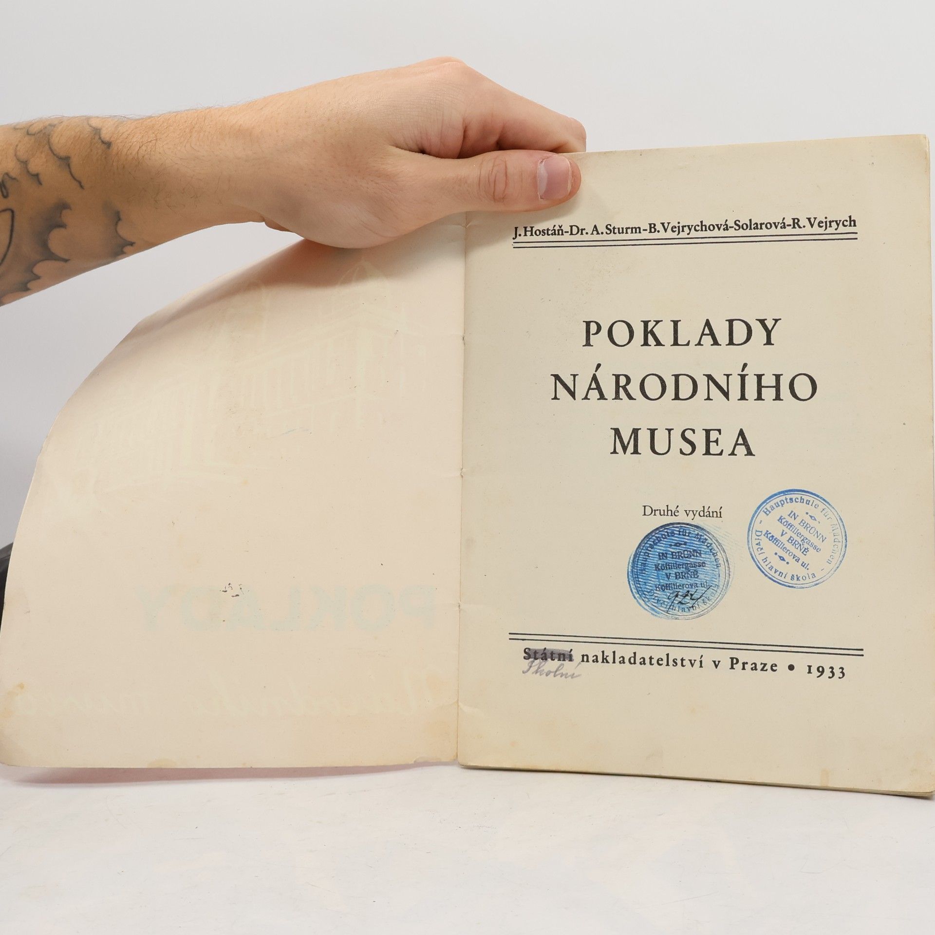 Kolektív autorov Poklady Národního musea
