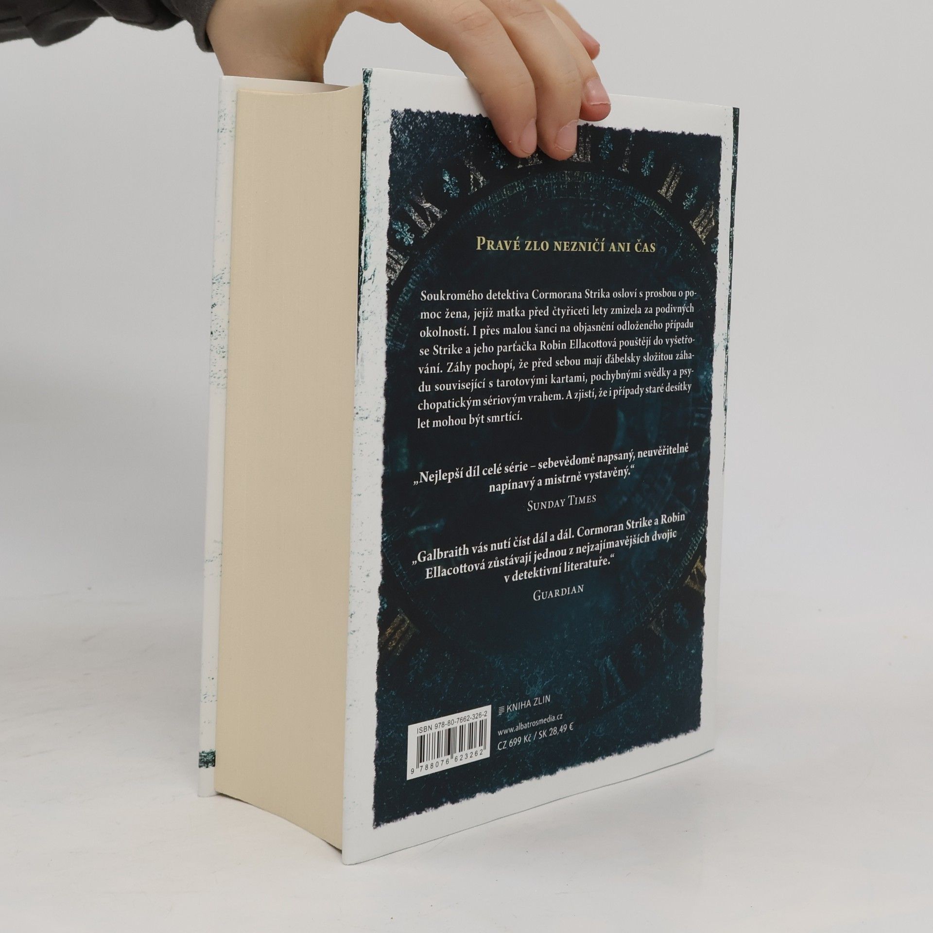 J. K. Rowling Neklidná krev