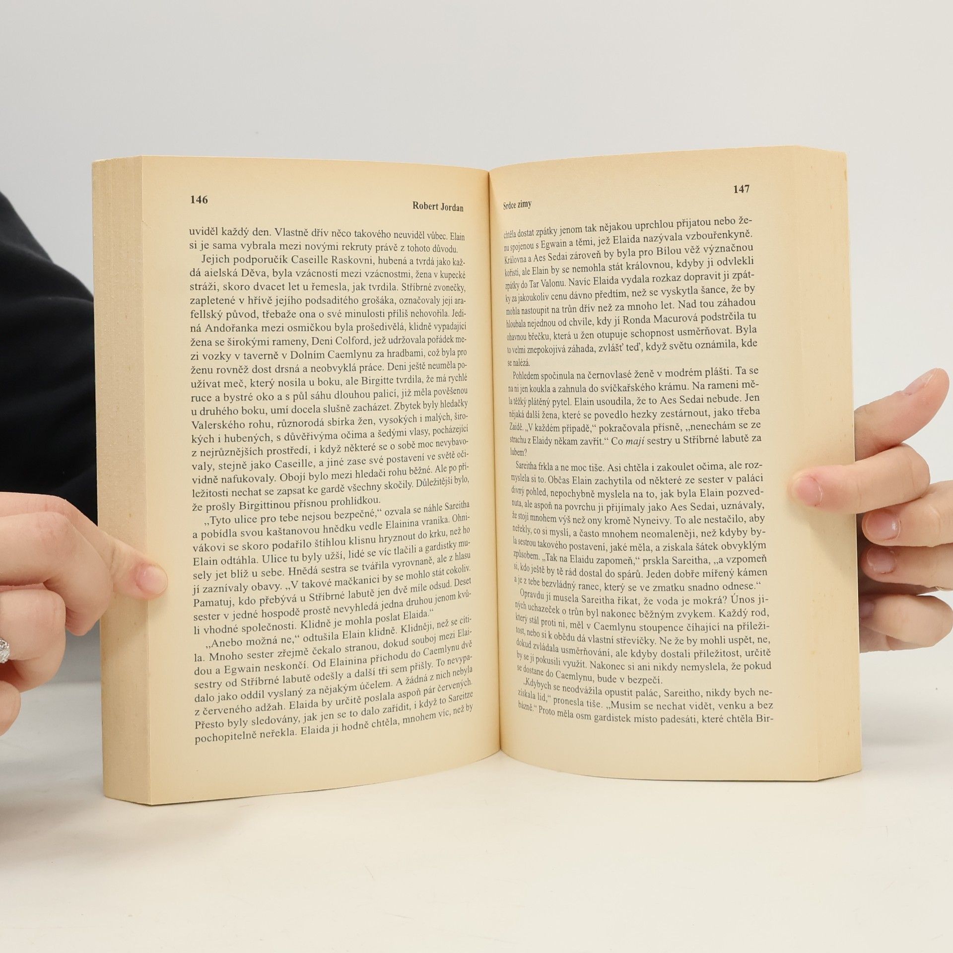 Robert Jordan Kolo času 9. Srdce zimy 1