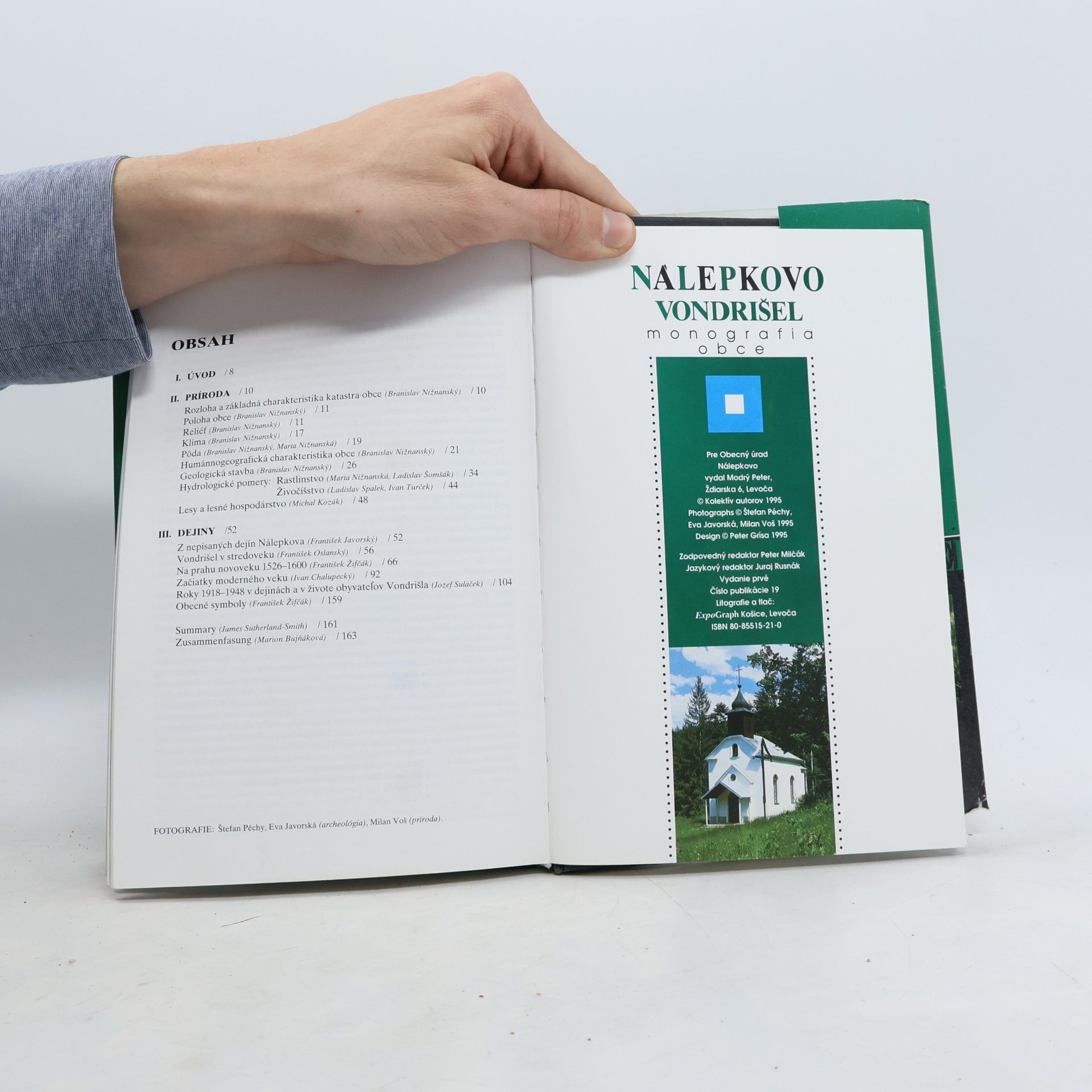Auteurscollectief Nálepkovo / Vondrišel - monografia obce