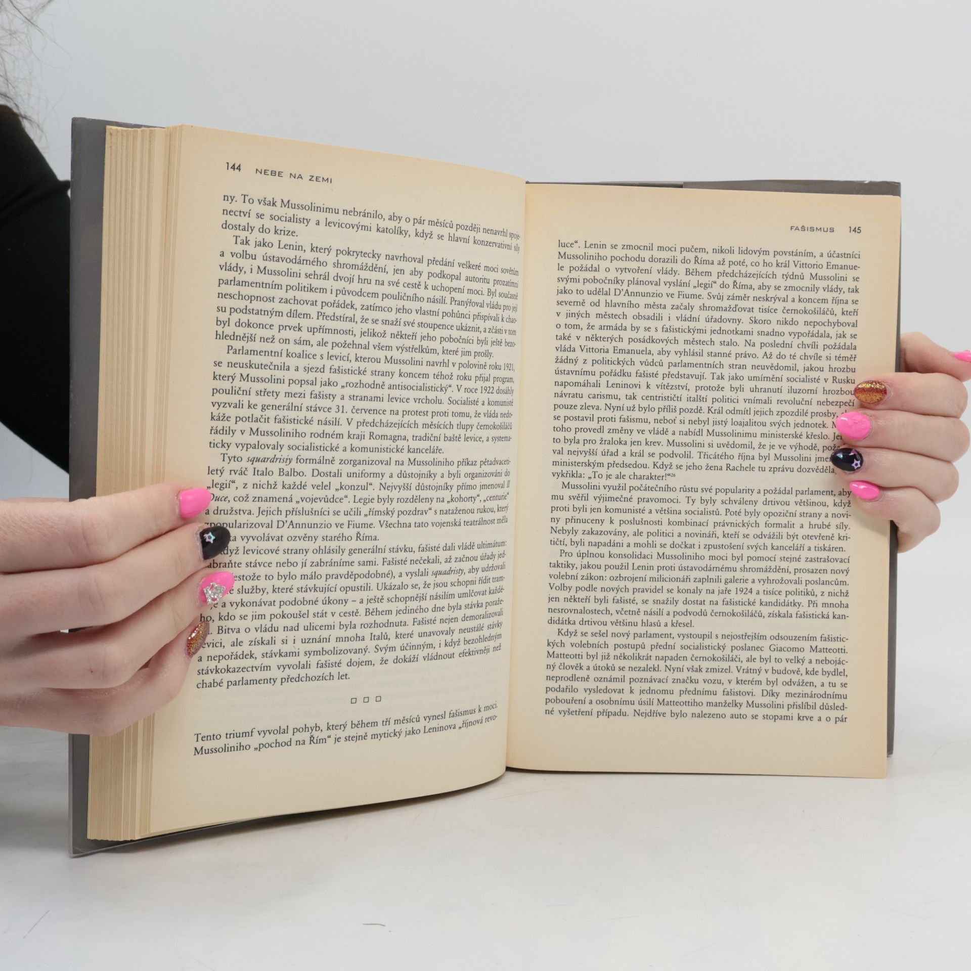 Joshua Muravchik Nebe na zemi: Vzestup a pád komunismu