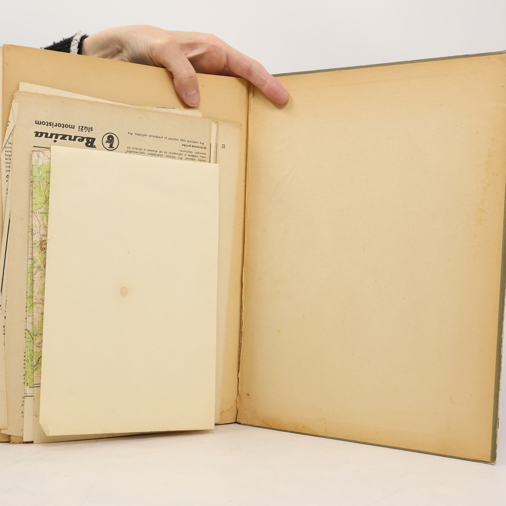 Autores varios Soubor map ze školního zeměpisného atlasu