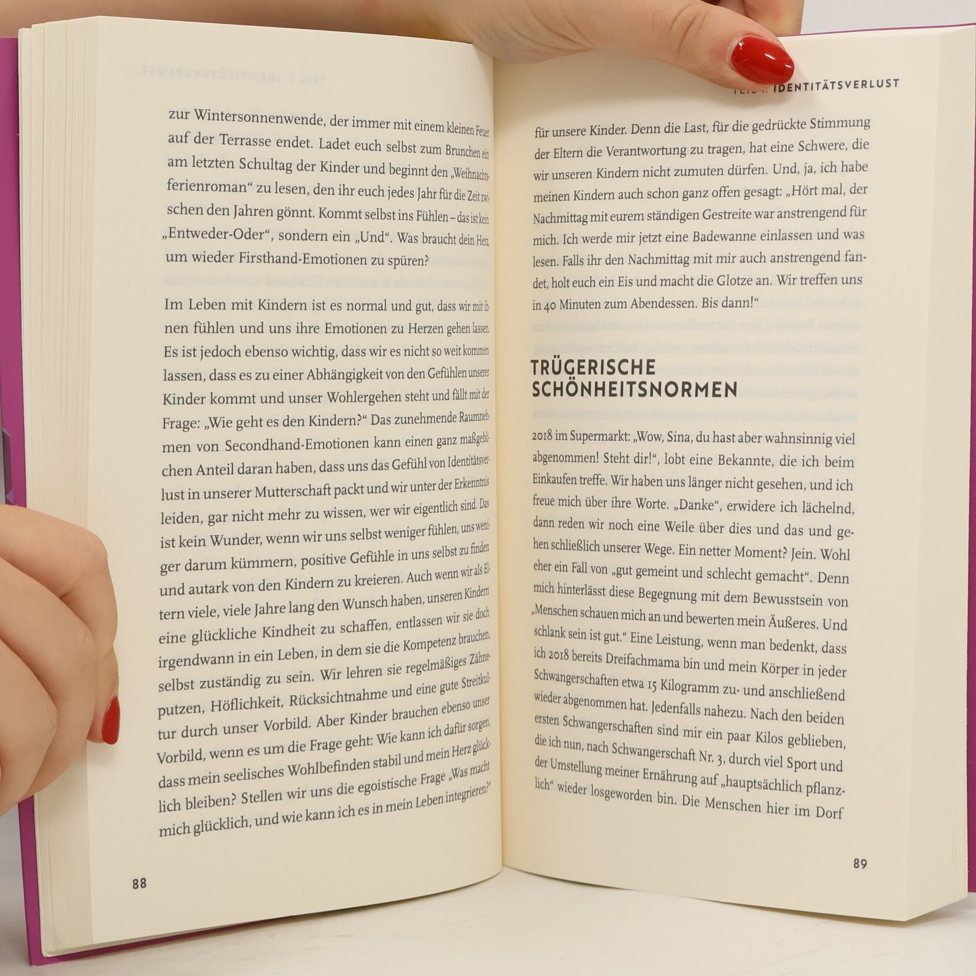 Sina Schröder Selbstlos: Die Zweifel der modernen Mütter, die alles geben und sich selbst dabei verlieren