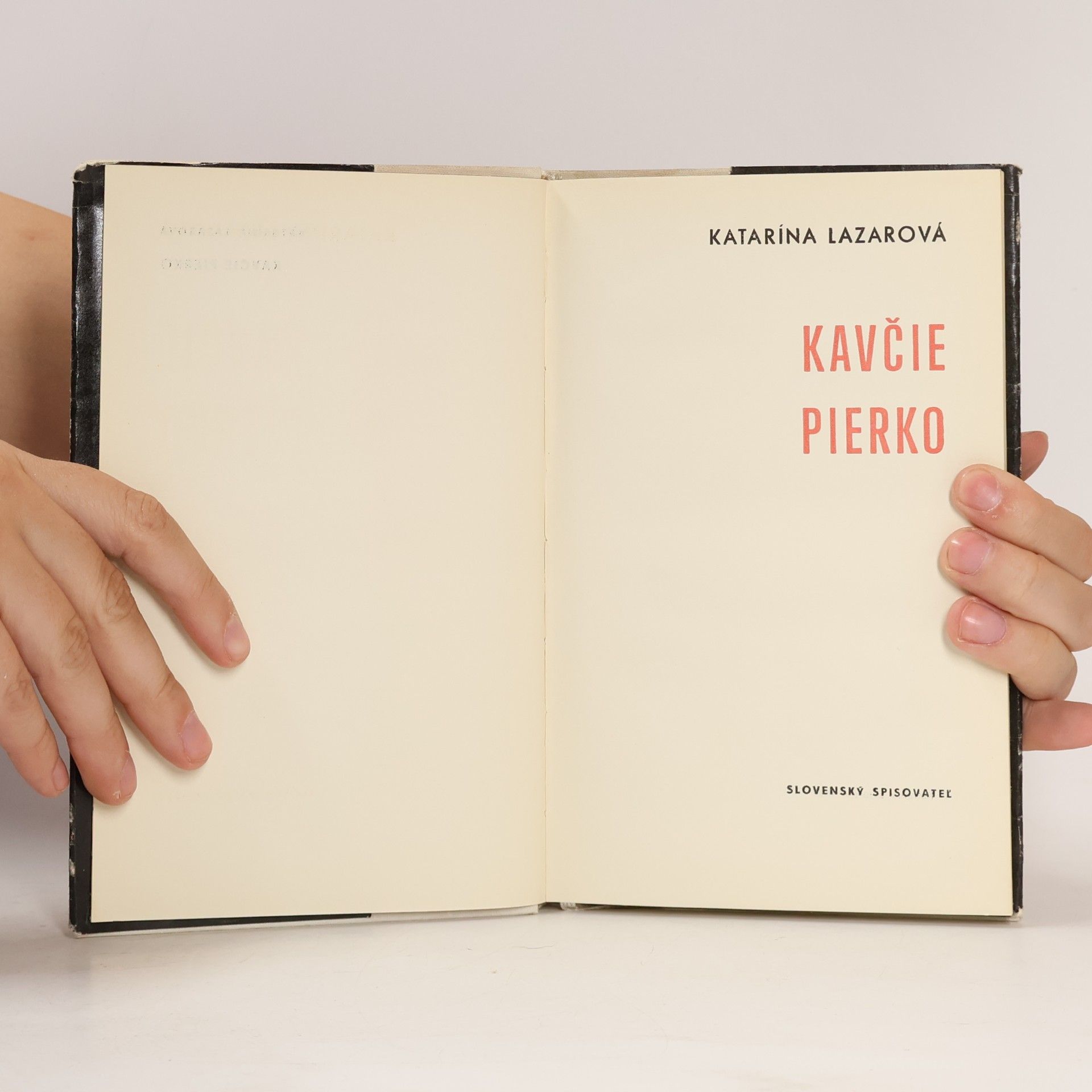 Katarína Lazarová Kavčie pierko
