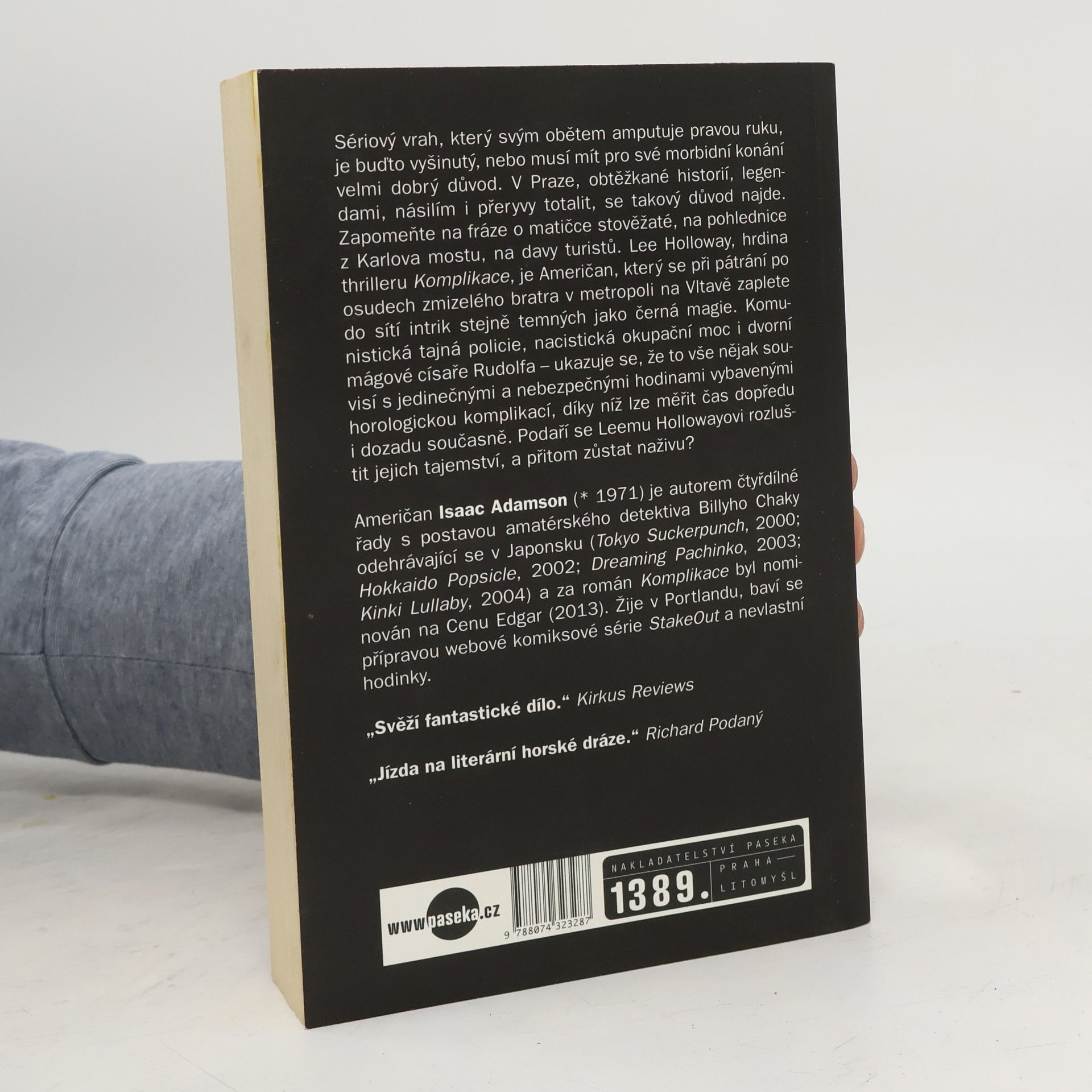 Isaac Adamson Komplikace : pražský thriller