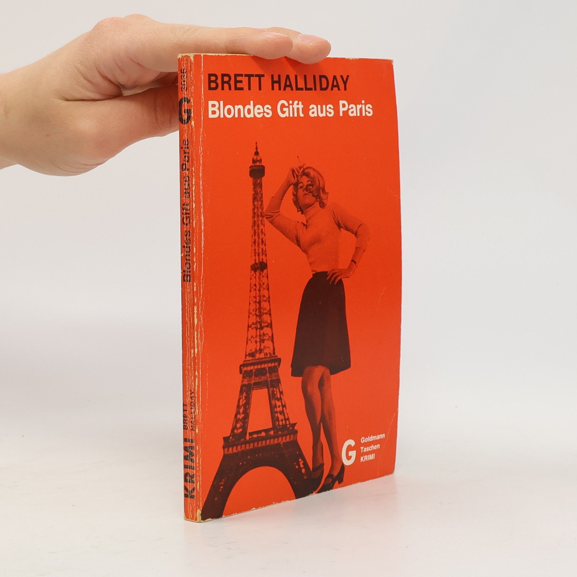 Blondes Gift aus Paris