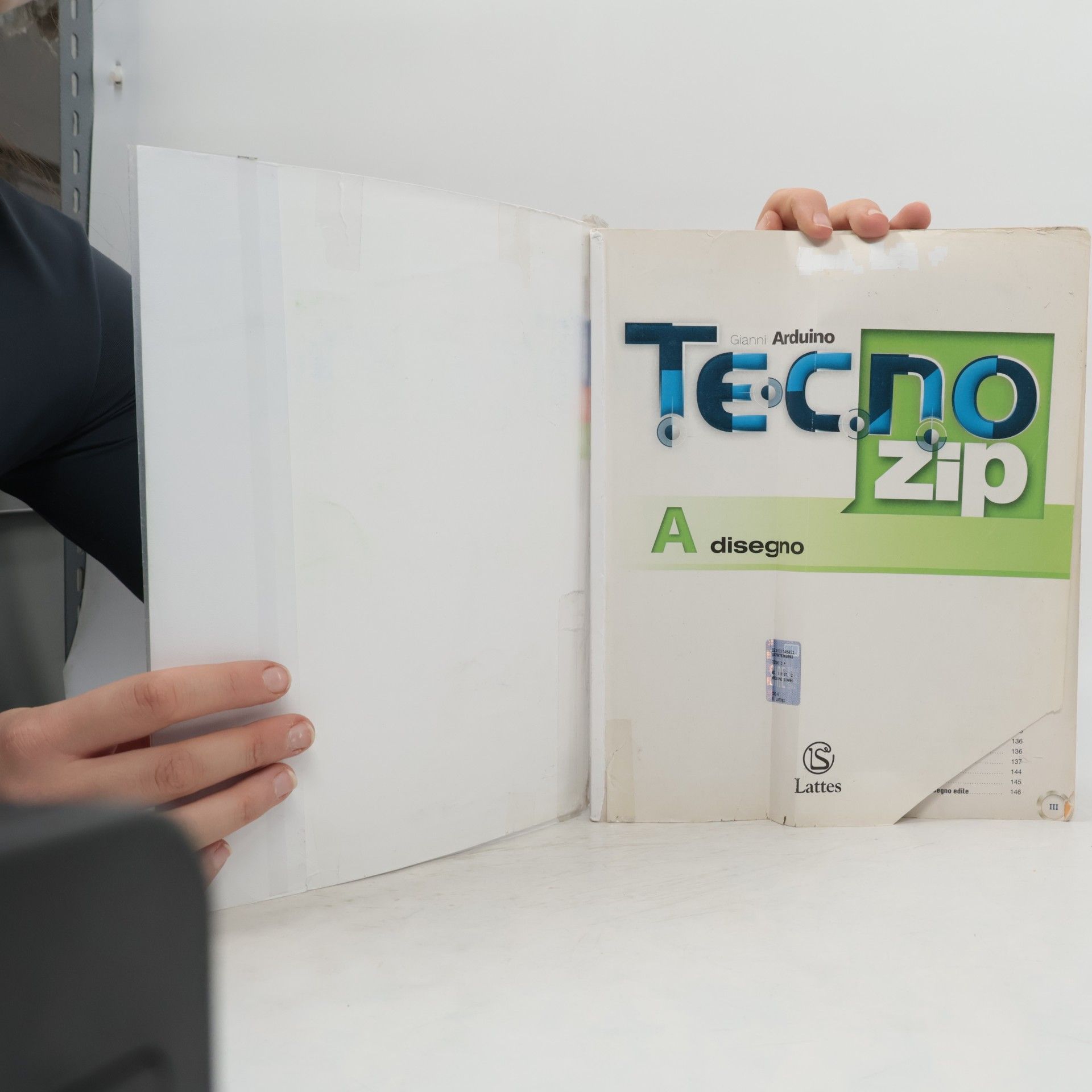 Gianni Arduino Tecno.zip. Con mi preparo per l'interrogazione. Per la scuola media. Con laboratorio delle competenze designer si diventa. Con tavole per il disegno e ... dei solidi. Con ebook. Disegno...