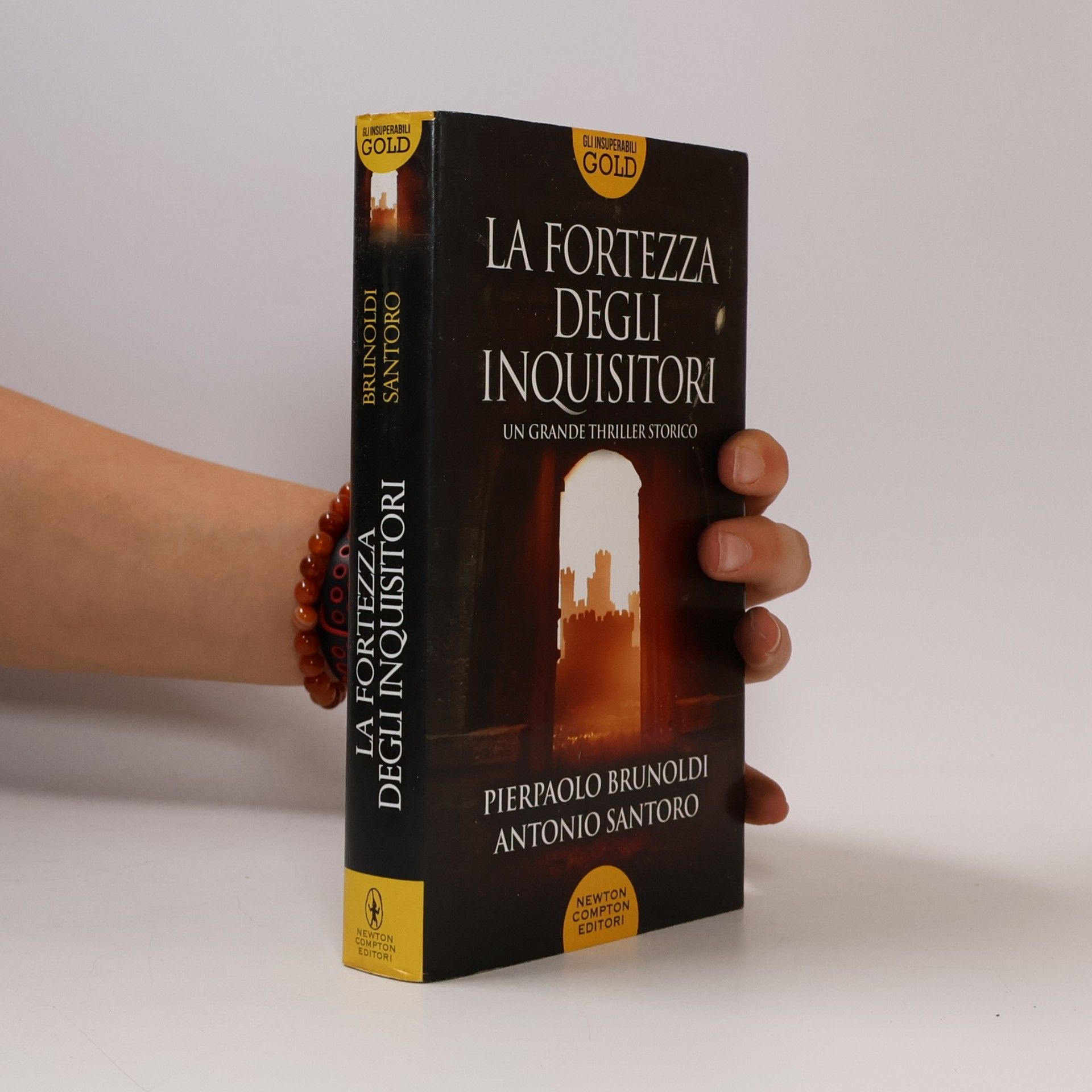 Gli insuperabili Gold - 137: La fortezza degli inquisitori