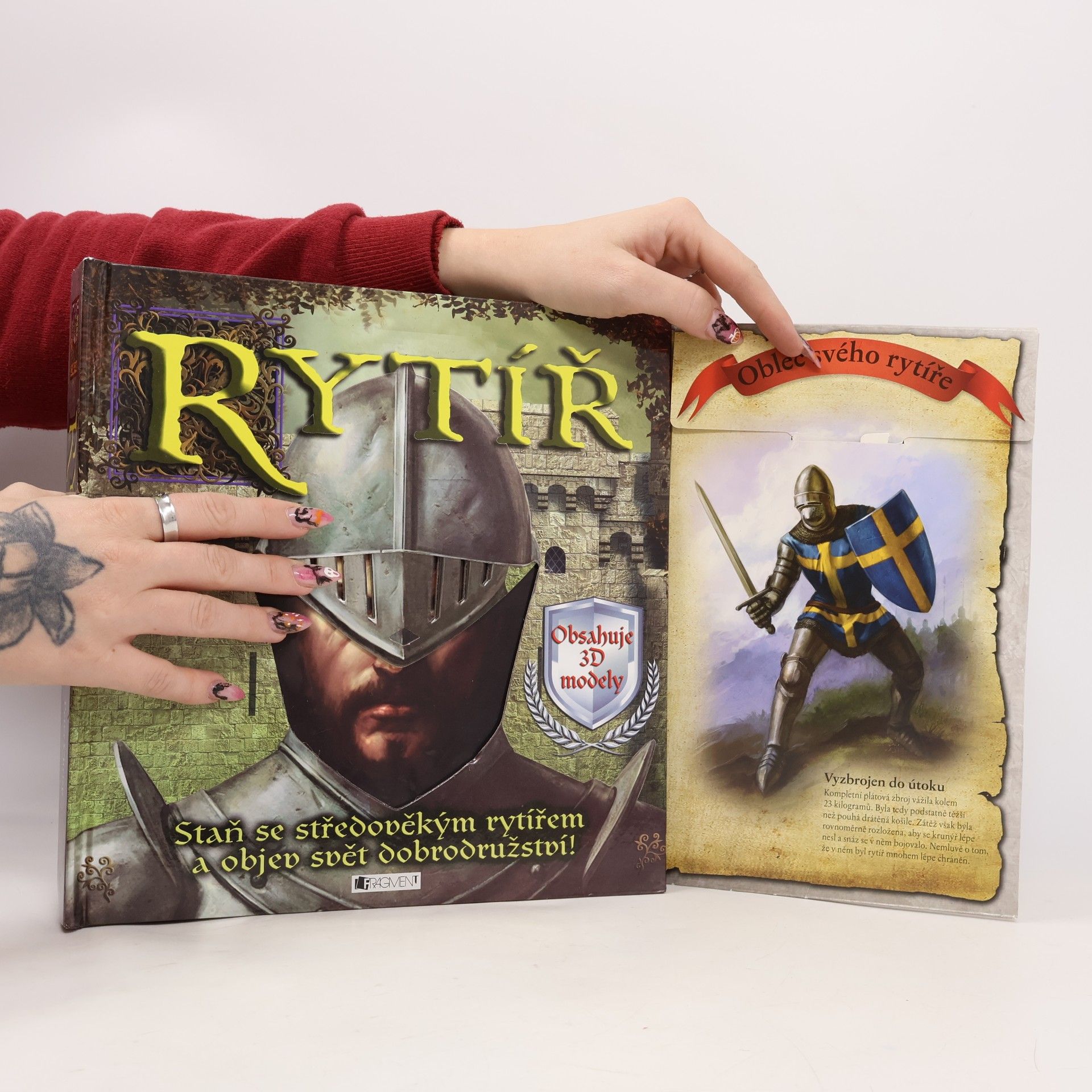 Peter Chrisp RYTÍŘ – Kniha s 3D modely