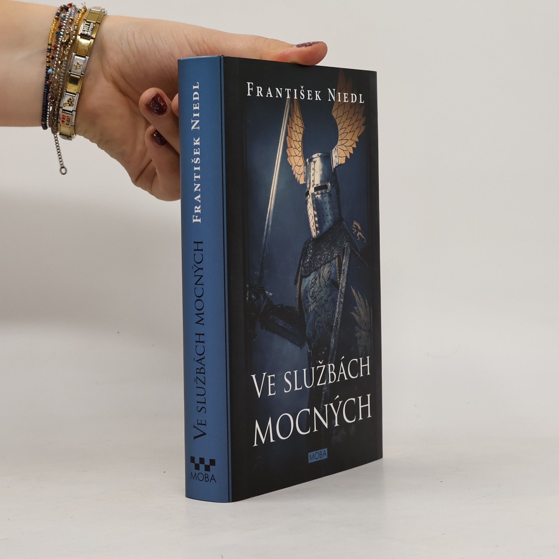 Ve službách mocných