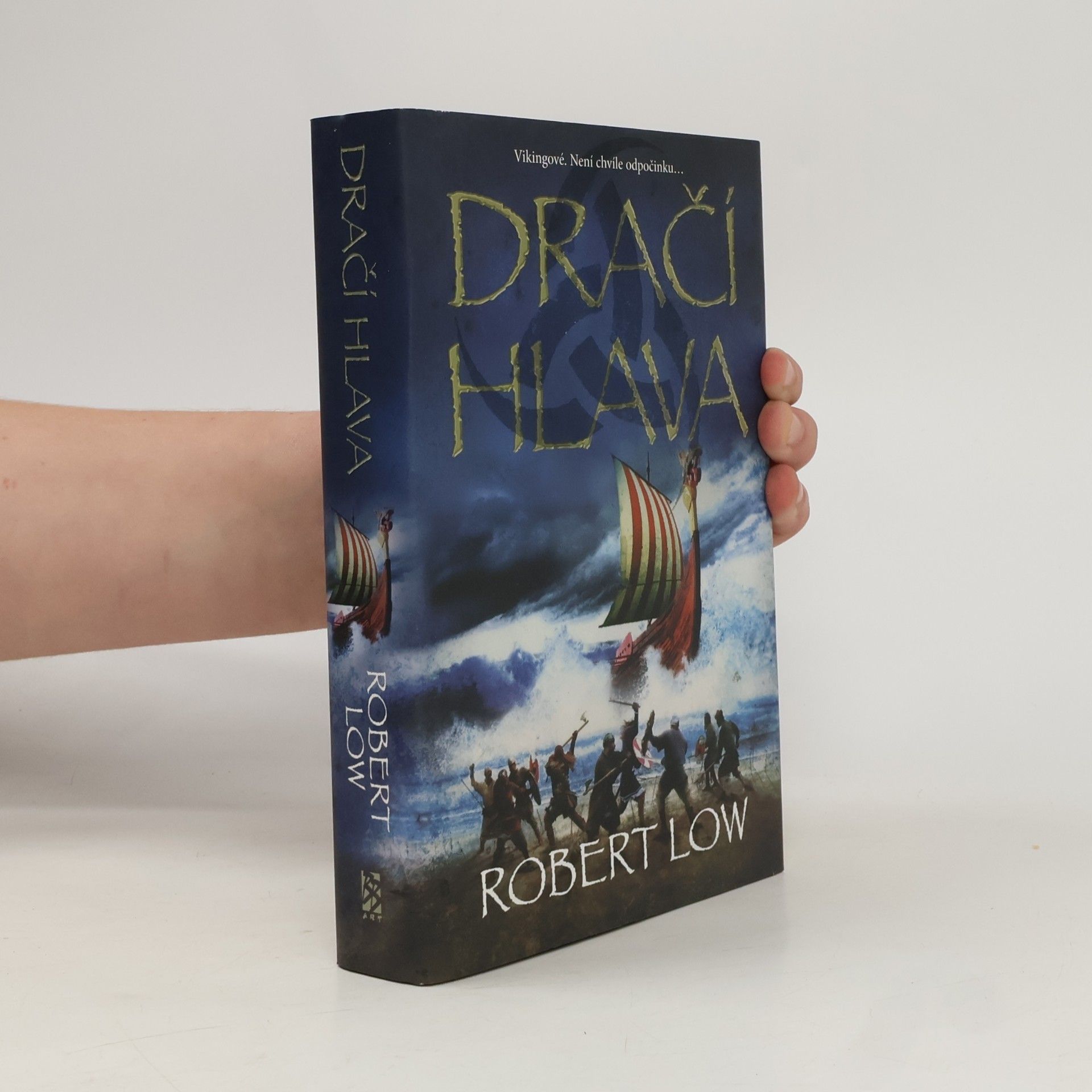 Robert Low Dračí hlava