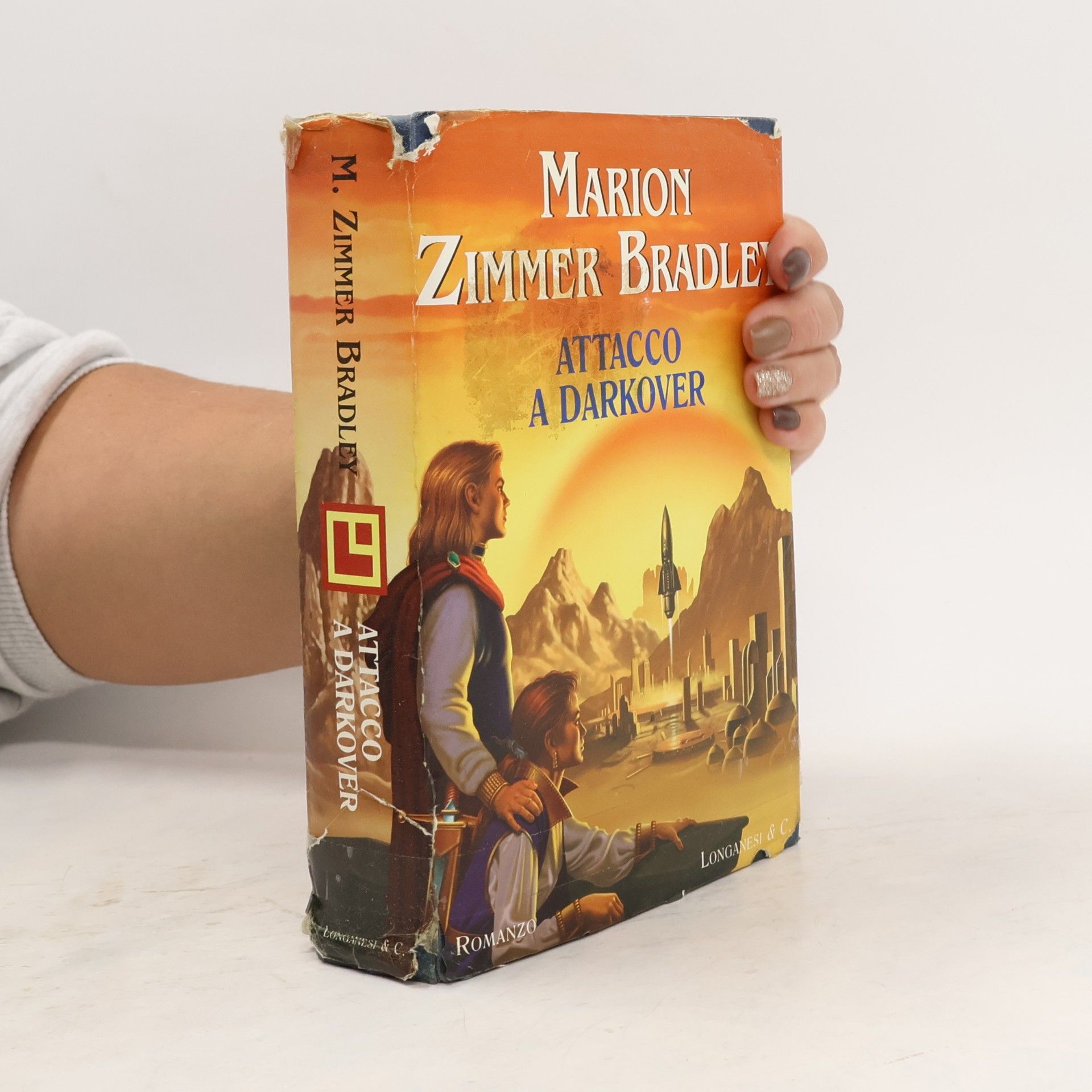 Marion Zimmer Bradley Attacco a Darkover