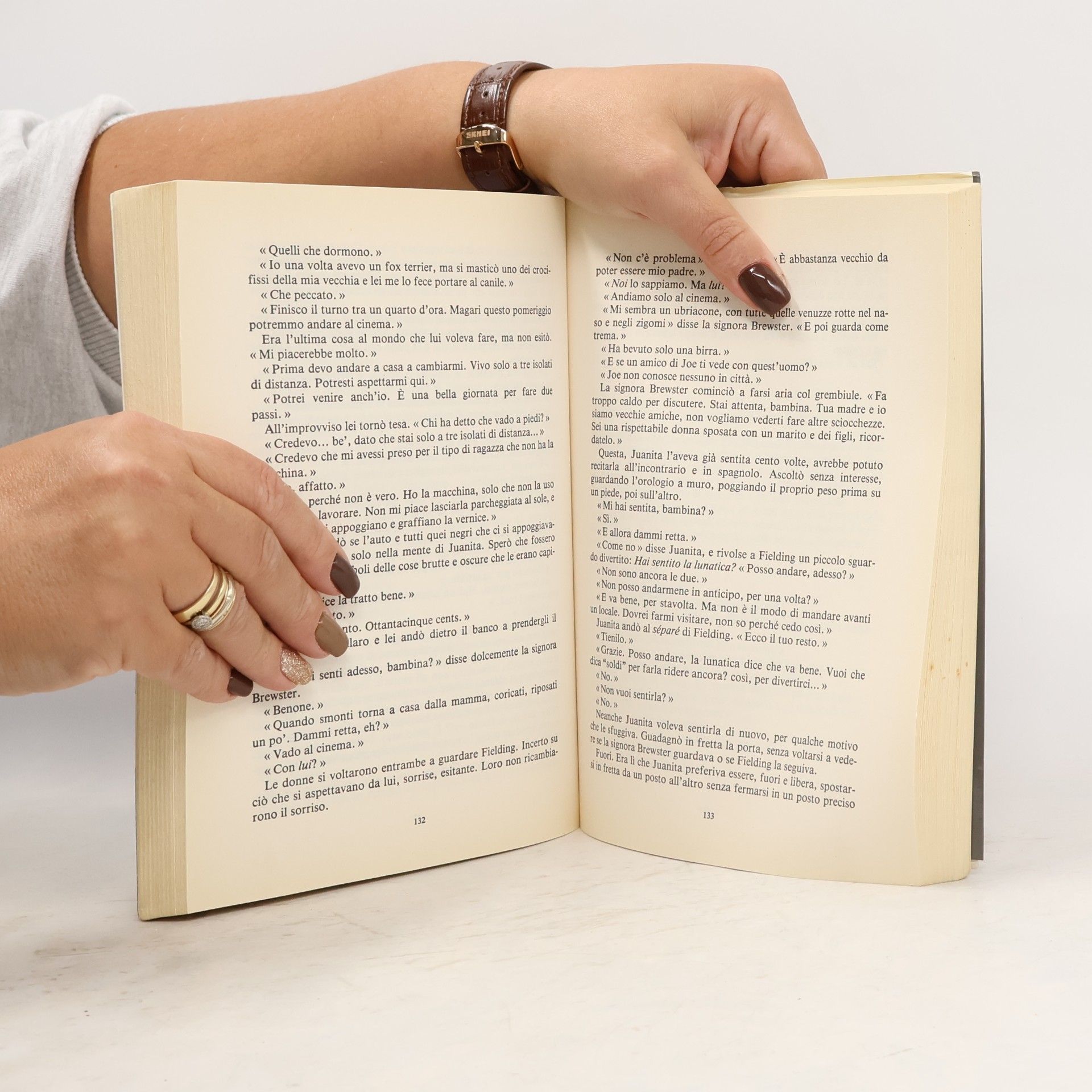 Margaret Millar Mystbooks: Uno sconosciuto nella mia tomba