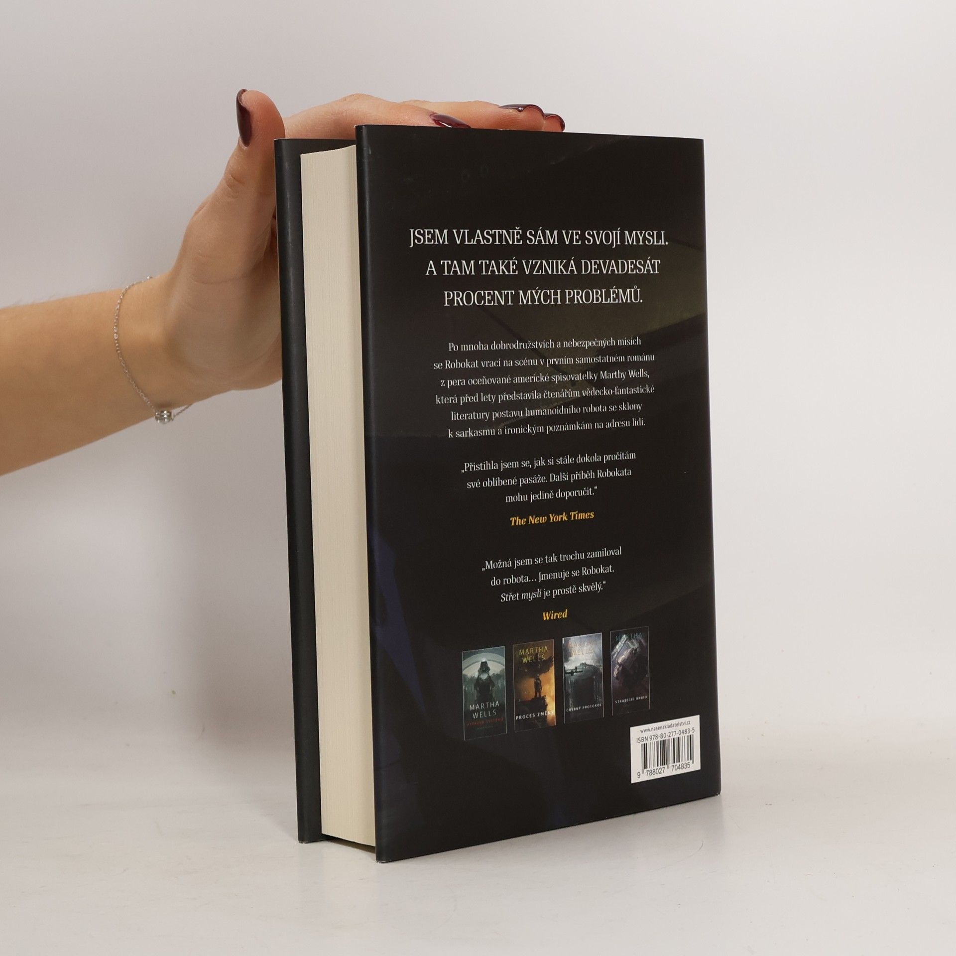 Martha Wells Střet myslí: z deníků Robokata