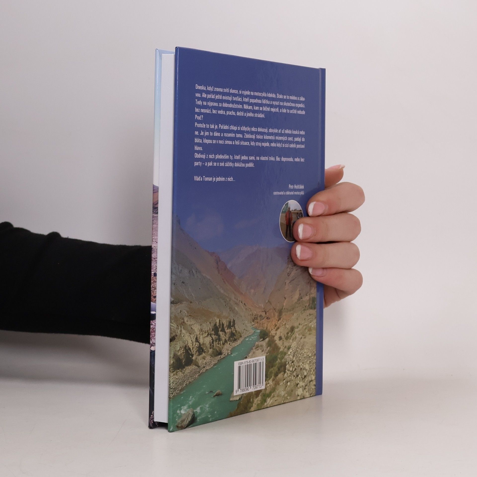 Vladislav Toman Hlína, olej, čaj: Pamir Highway Tour