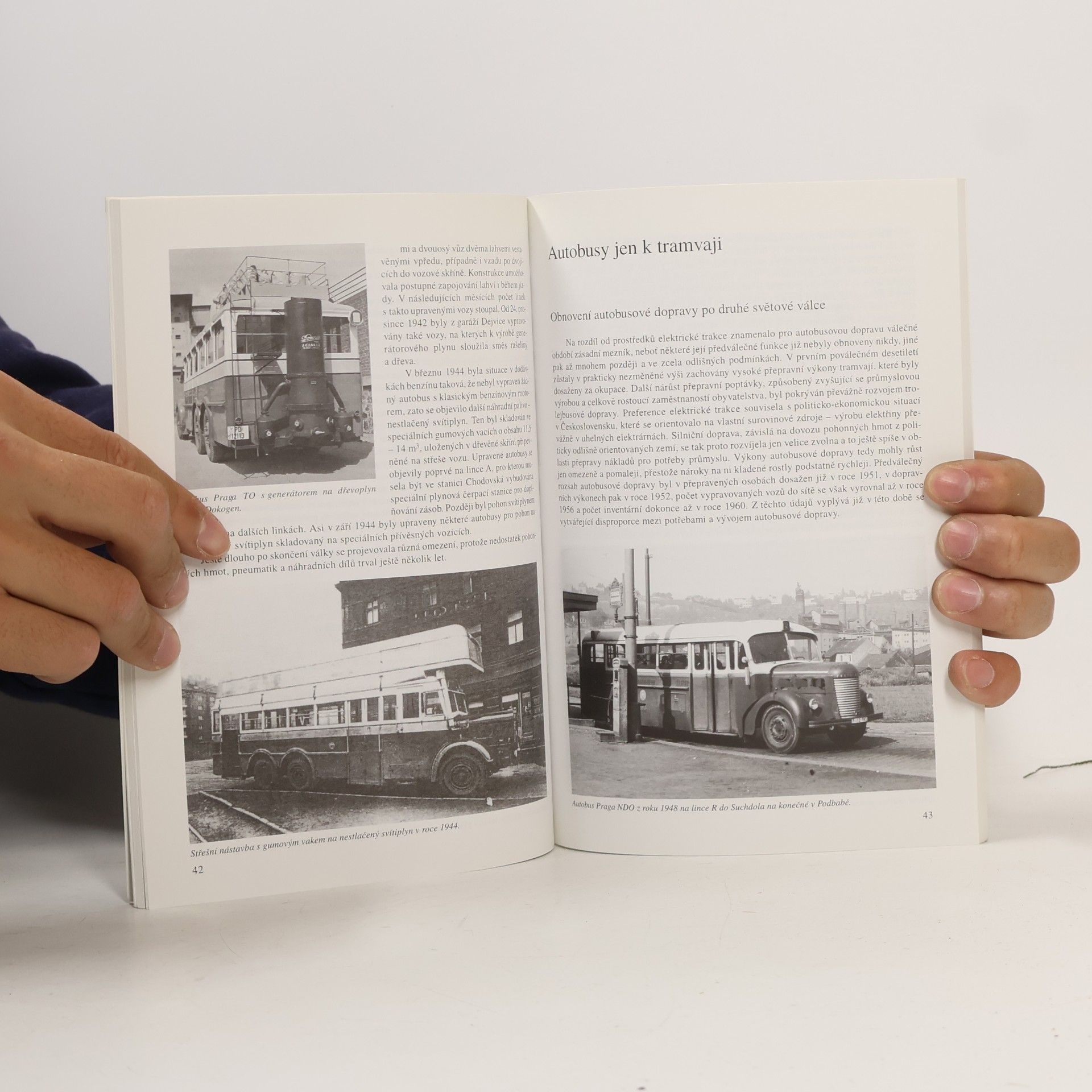 Pavel Fojtík Pražské autobusy 1925 - 2000