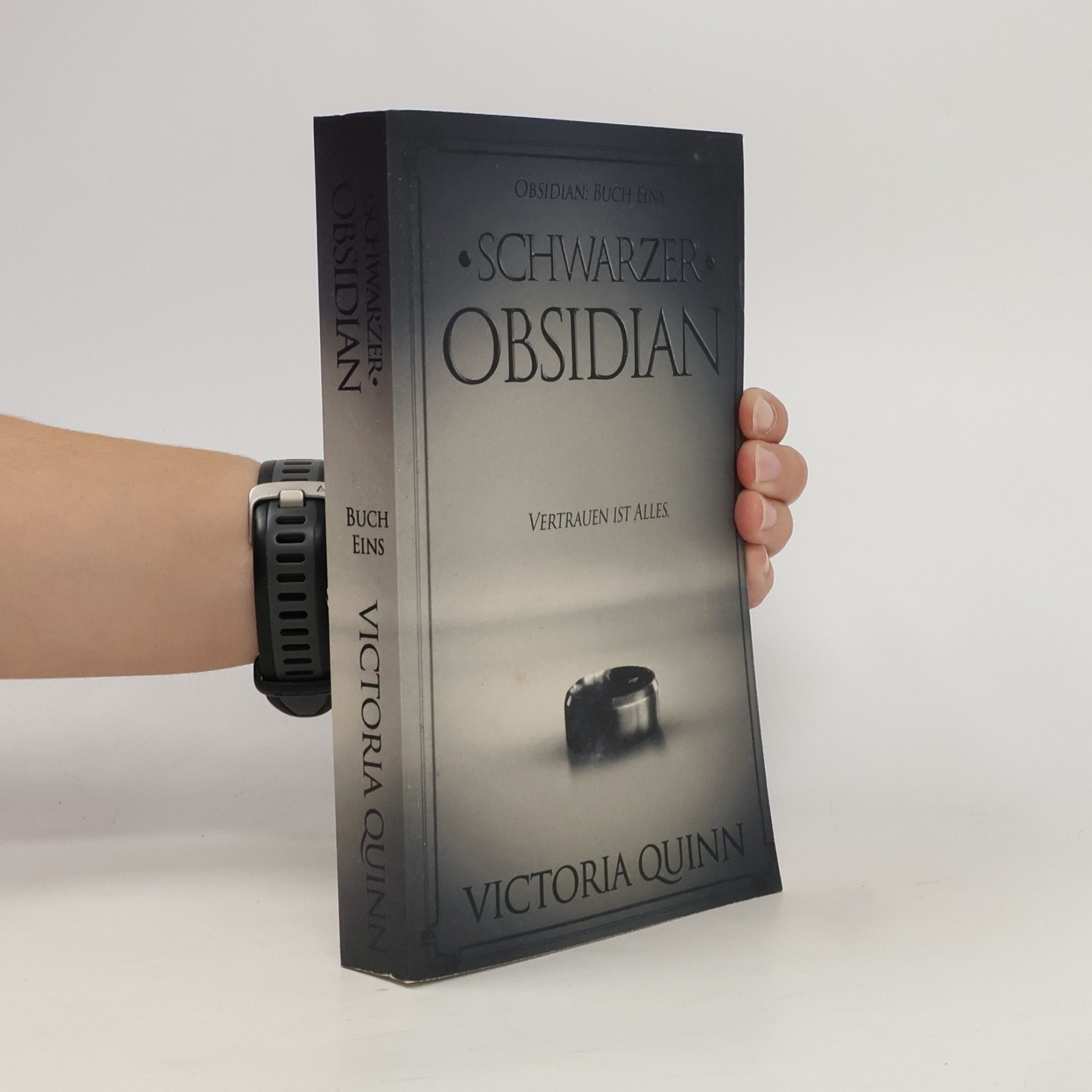 Schwarzer Obsidian