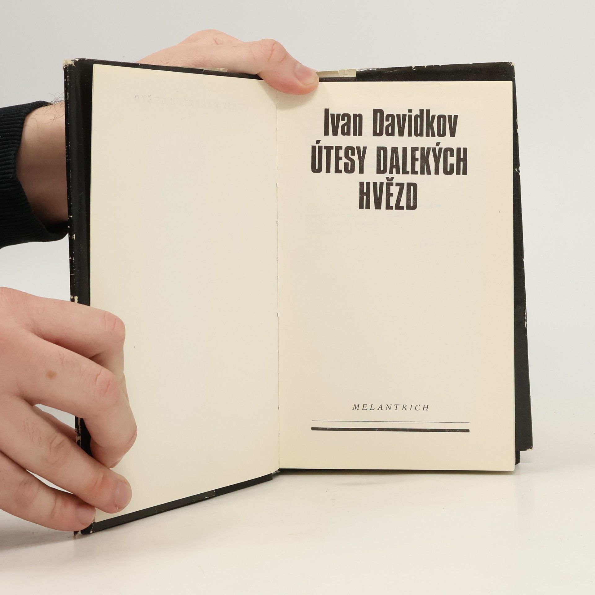 Ivan Davidkov Útesy dalekých hvězd