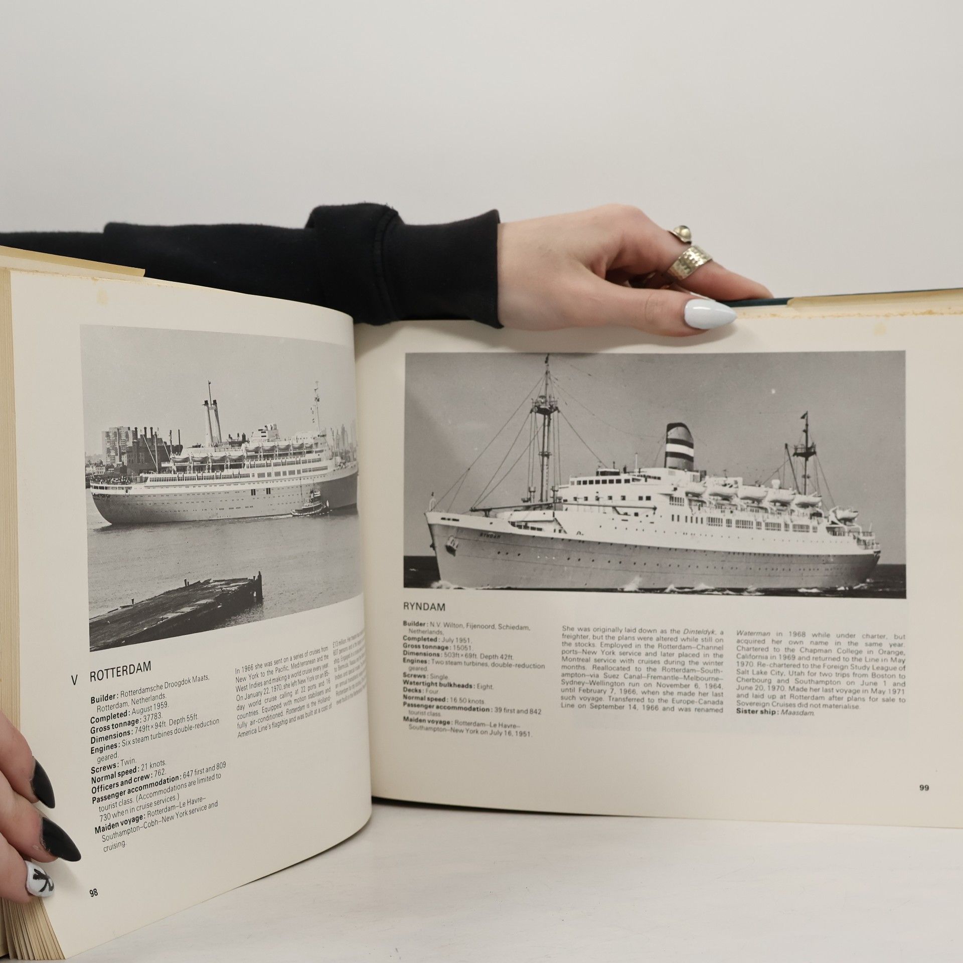Nicholas Thomas Cairis Passenger Liners of the World Since 1893 - Revised Edition