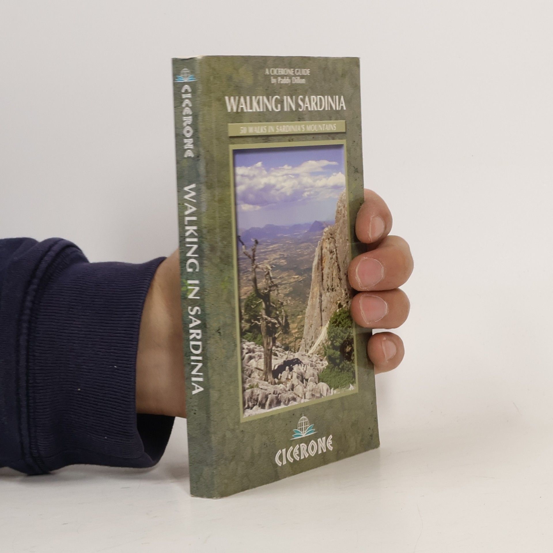Paddy Dillon A Cicerone Guide: Walking in Sardinia