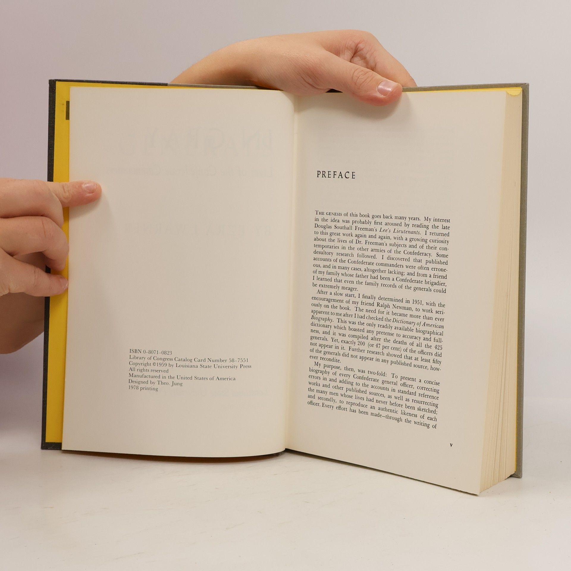 Autores varios Generals in Gray