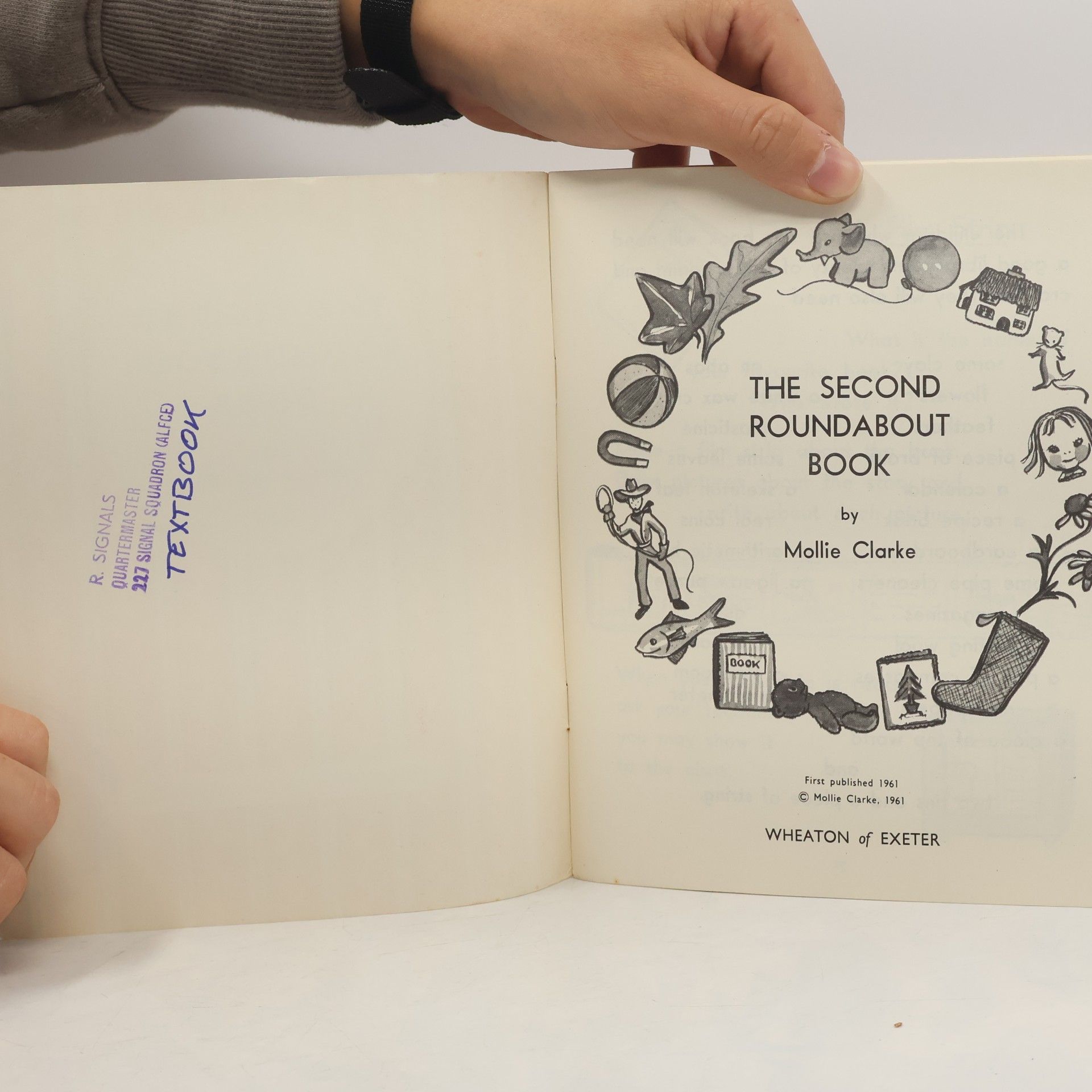Mollie Clarke THE SECOND ROUNDABOUT BOOK