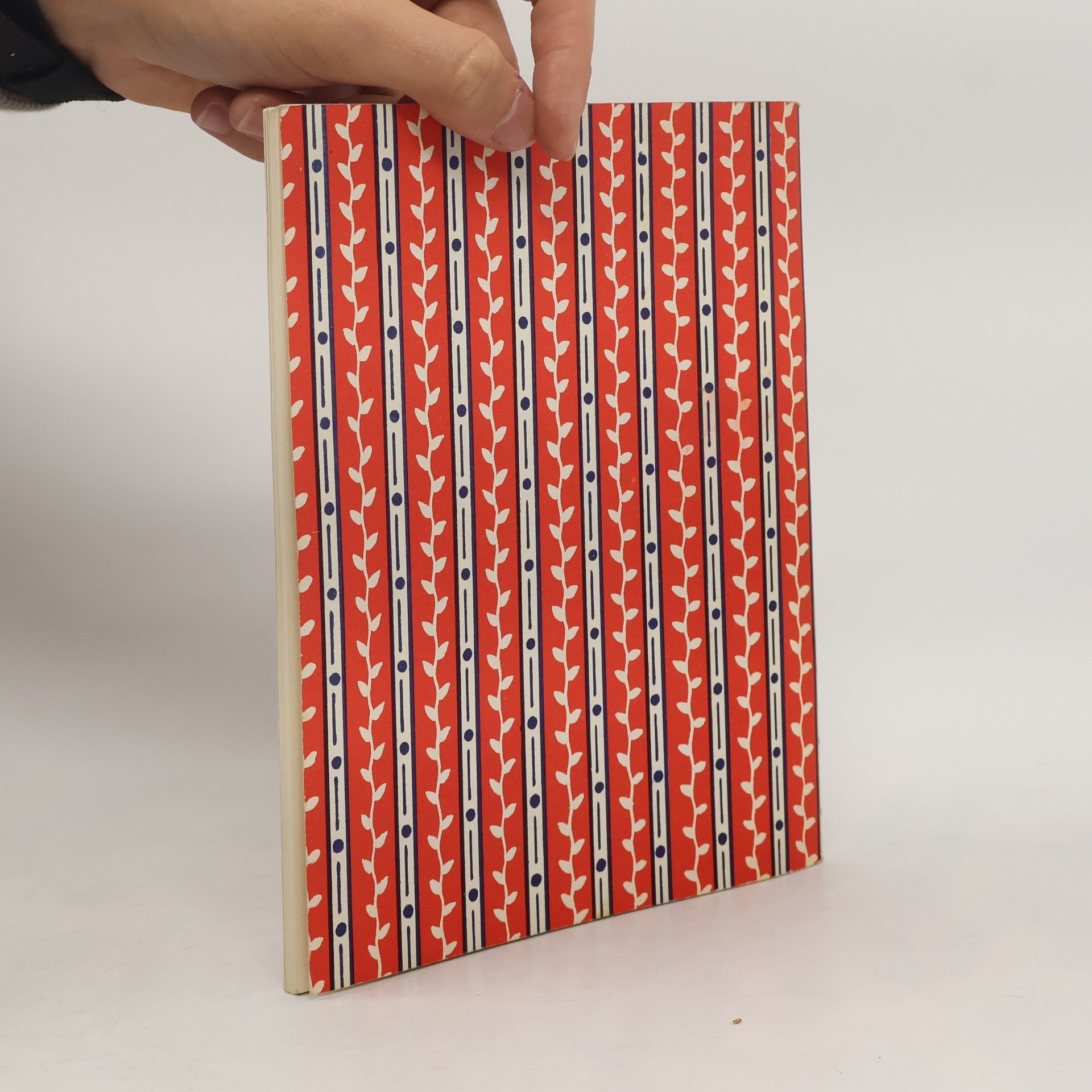 Mollie Clarke THE SECOND ROUNDABOUT BOOK