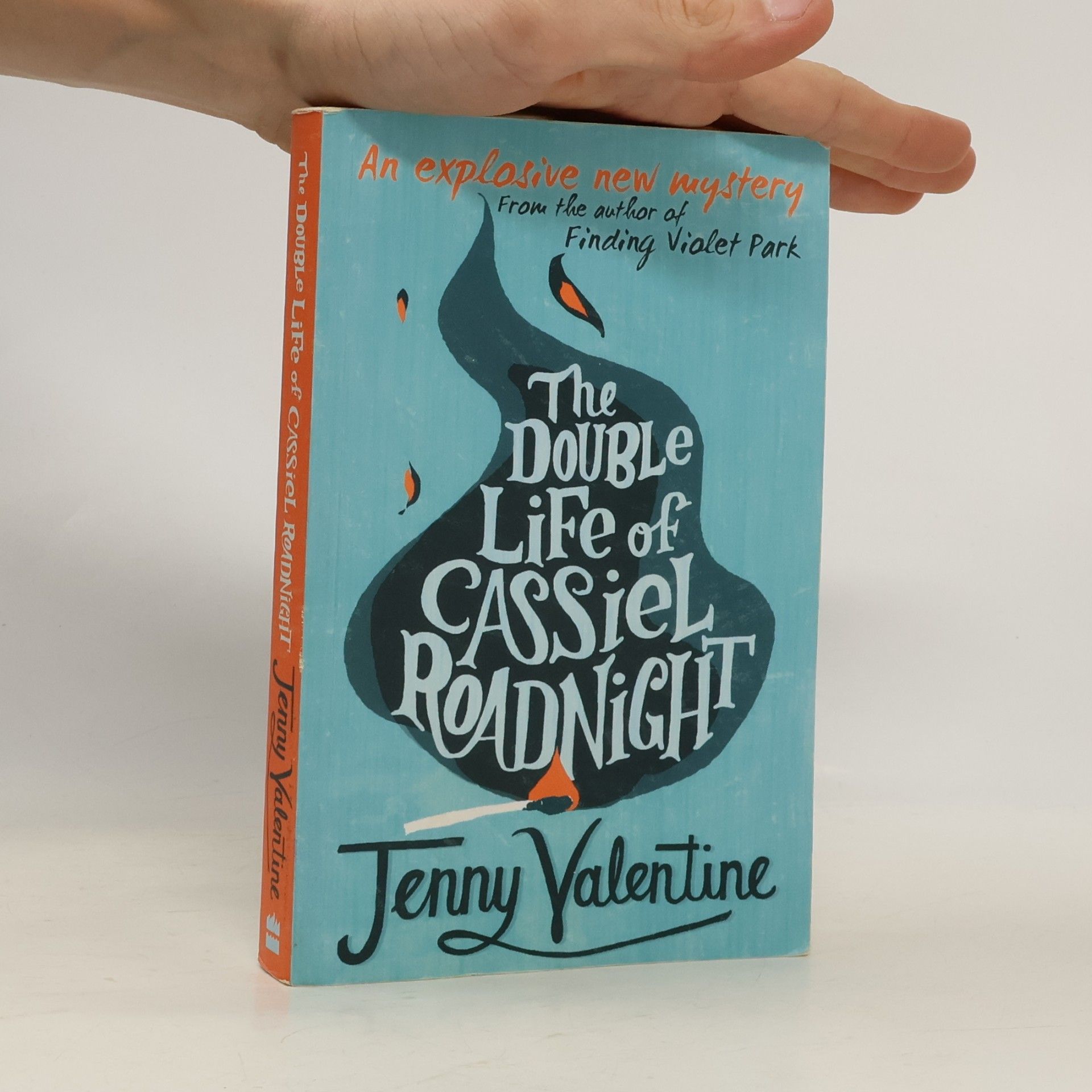 Jenny Valentine The Double Life of Cassiel Roadnight