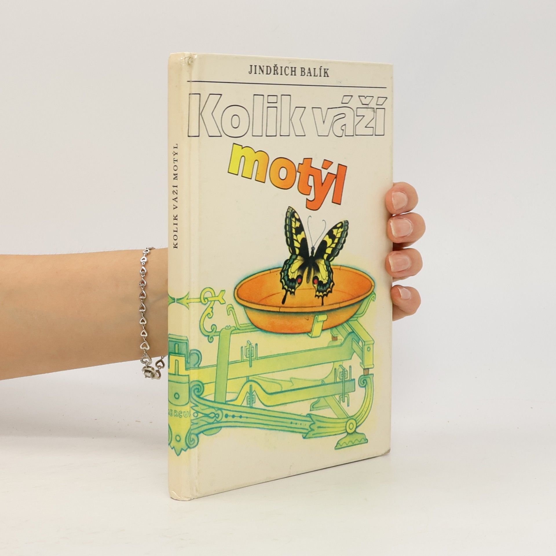 Kolik váží motýl