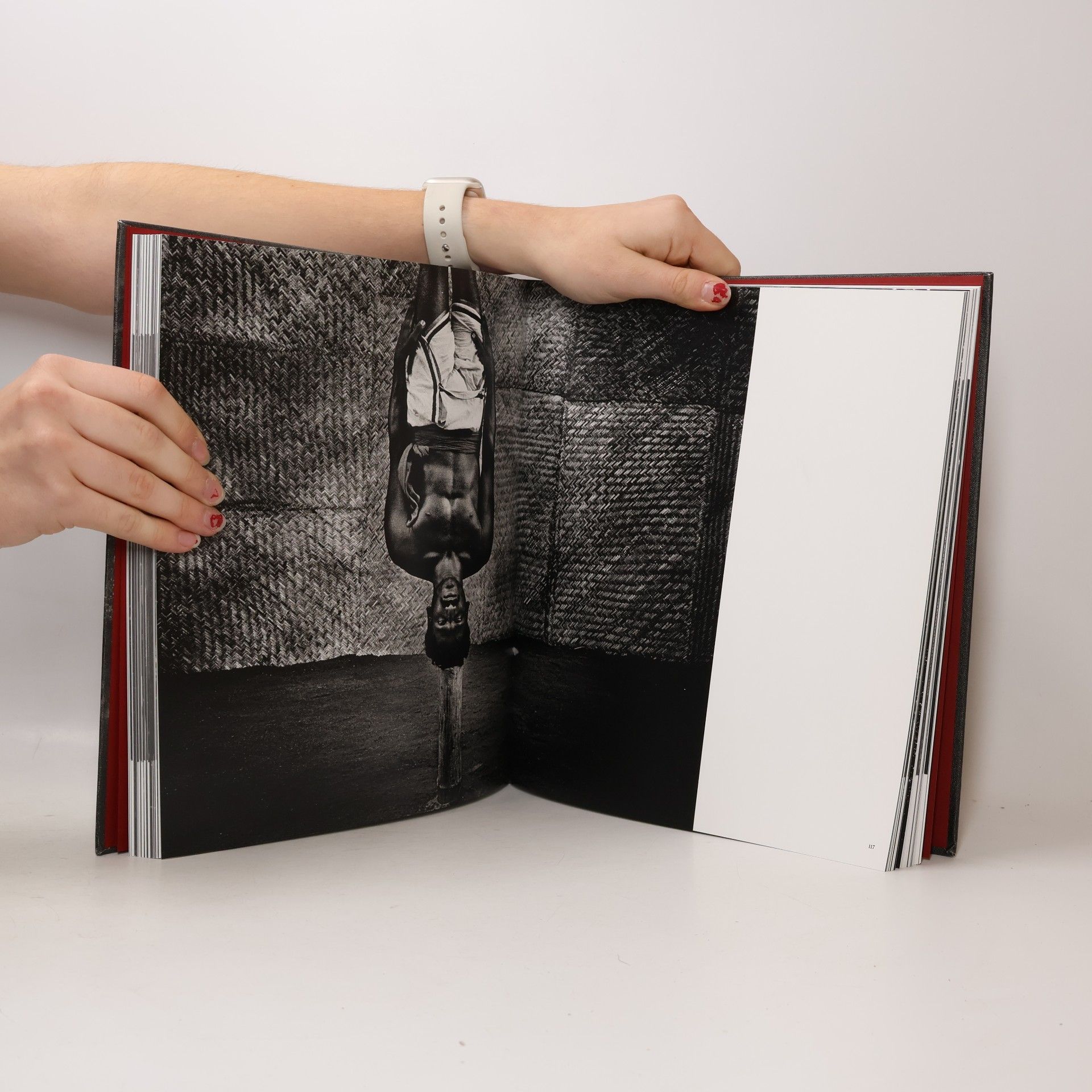 Tomasz Gudzowaty Beyond the body