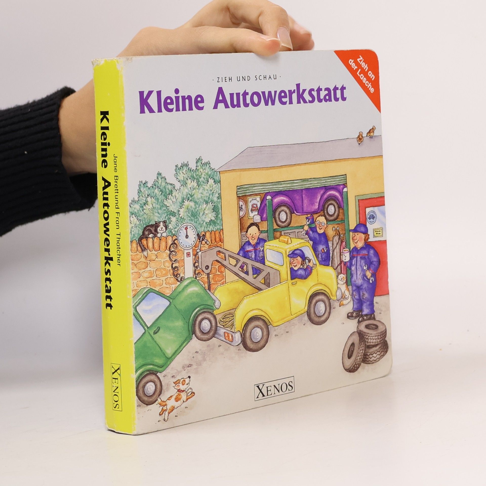 Zieh und schau. Kleine Autowerkstatt.
