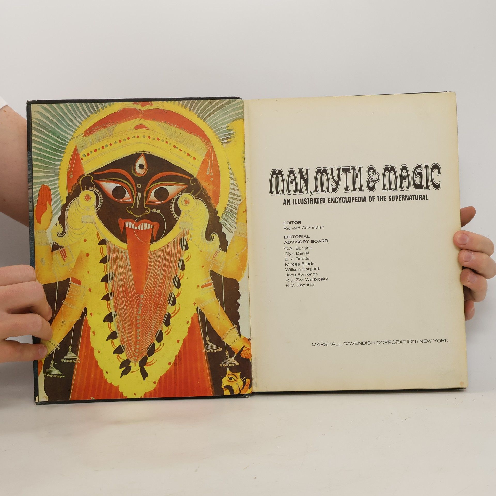 Autorenkollektiv Man, Myth & Magic 1