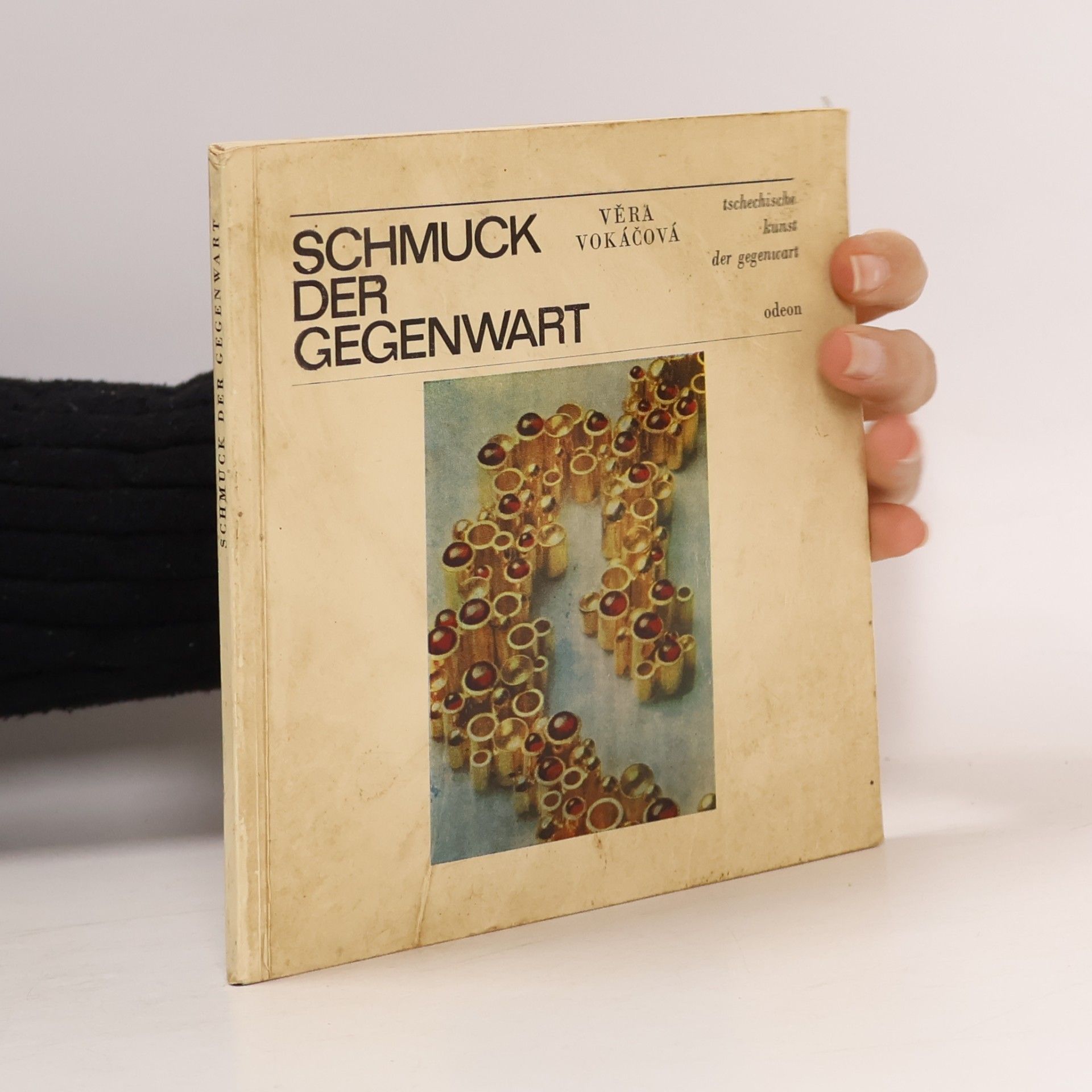 Schmuck der Gegenwart