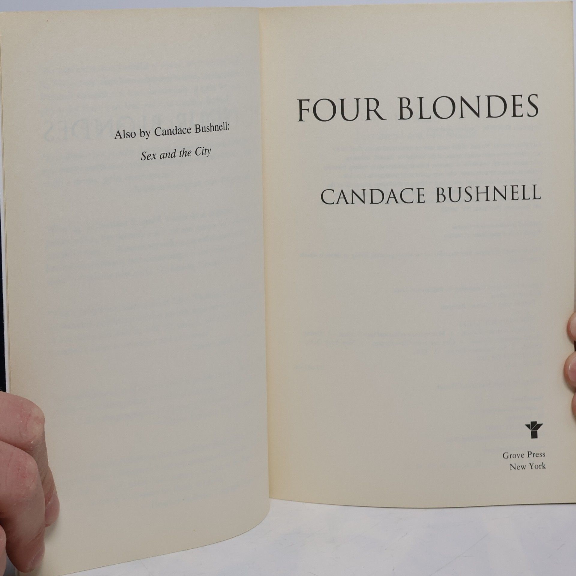 Candace Bushnell 4 BLONDES
