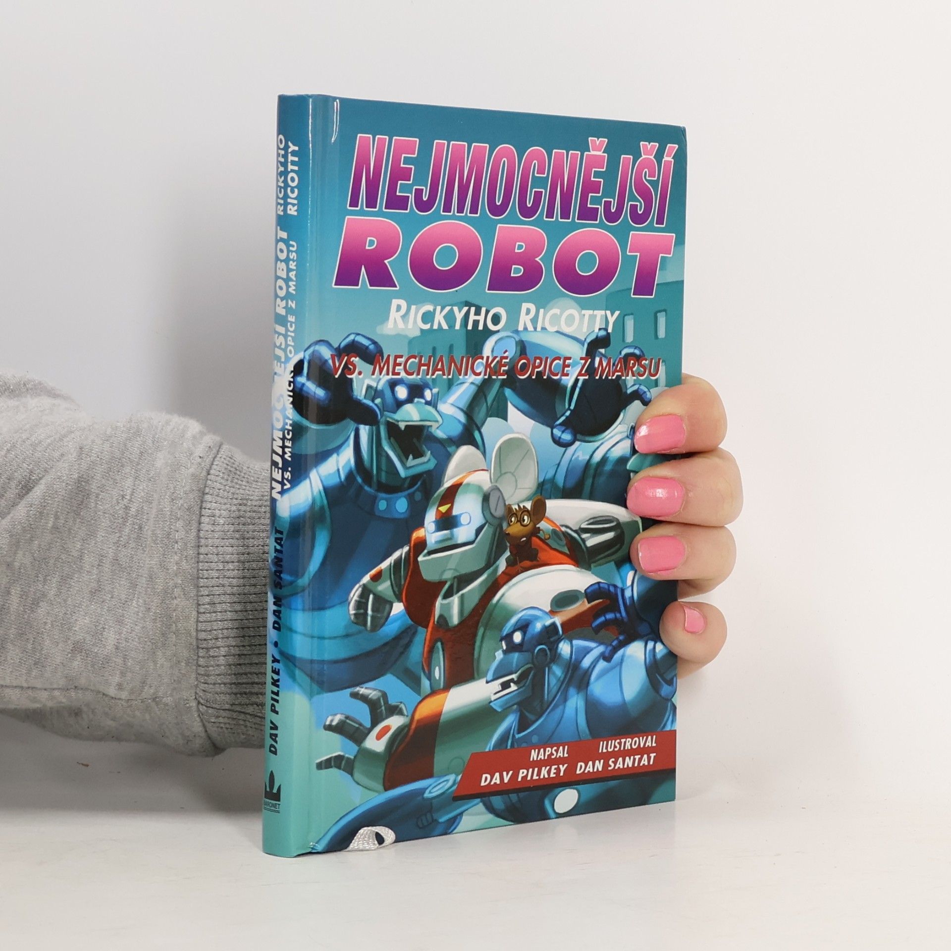 Nejmocnější robot Rickyho Ricotty vs. mechanické opice z Marsu