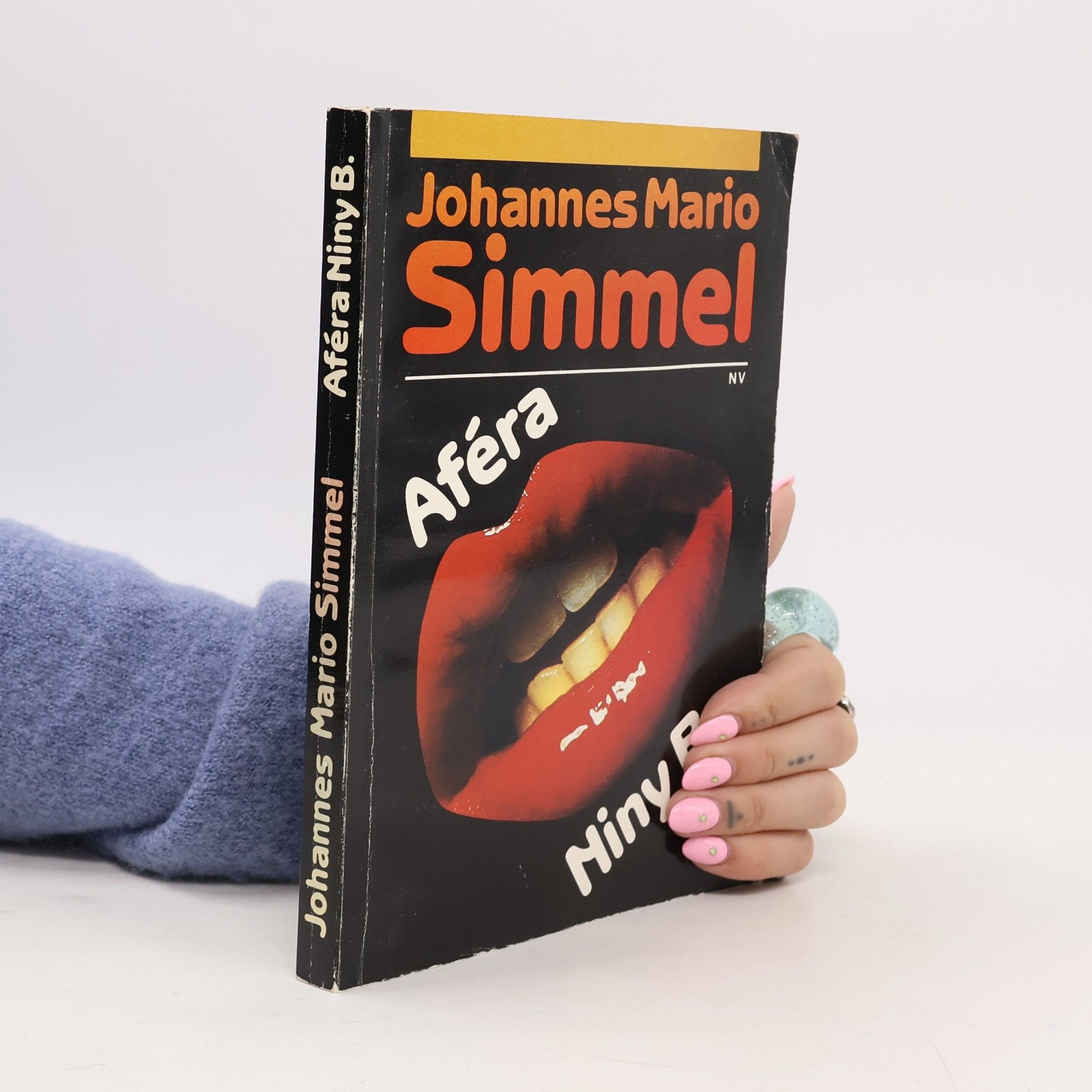 Johannes Mario Simmel Aféra Niny B.