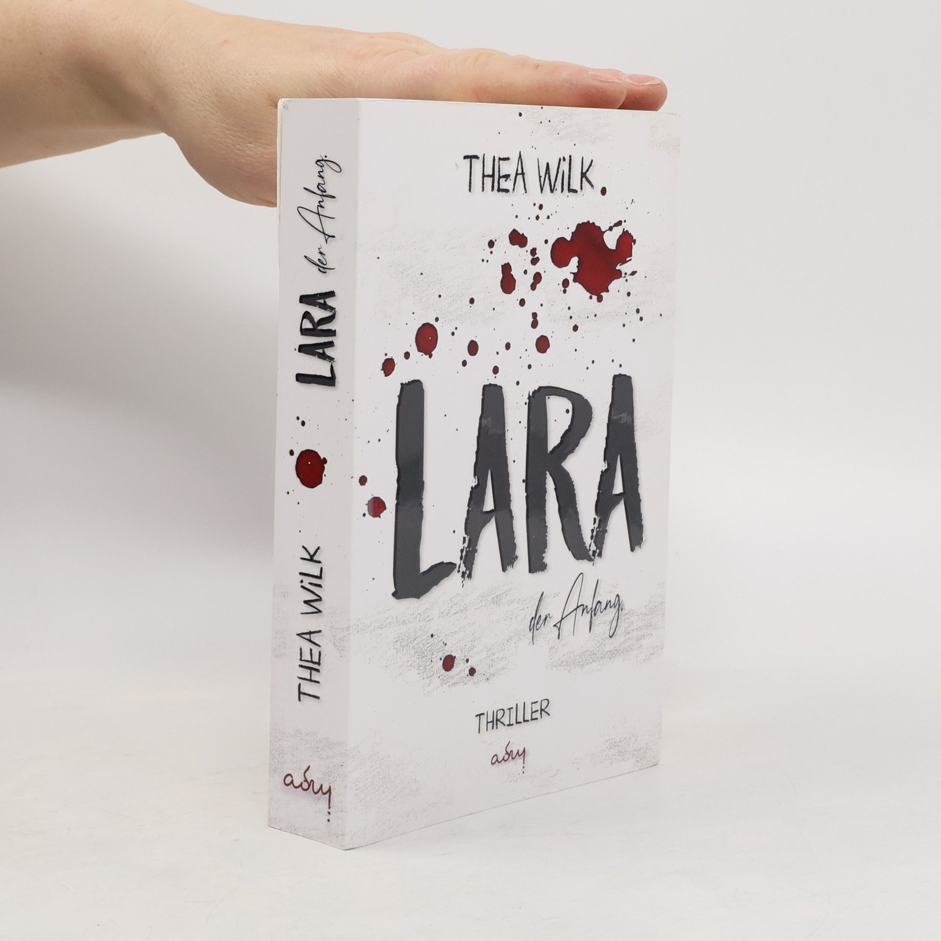 LARA. der Anfang.