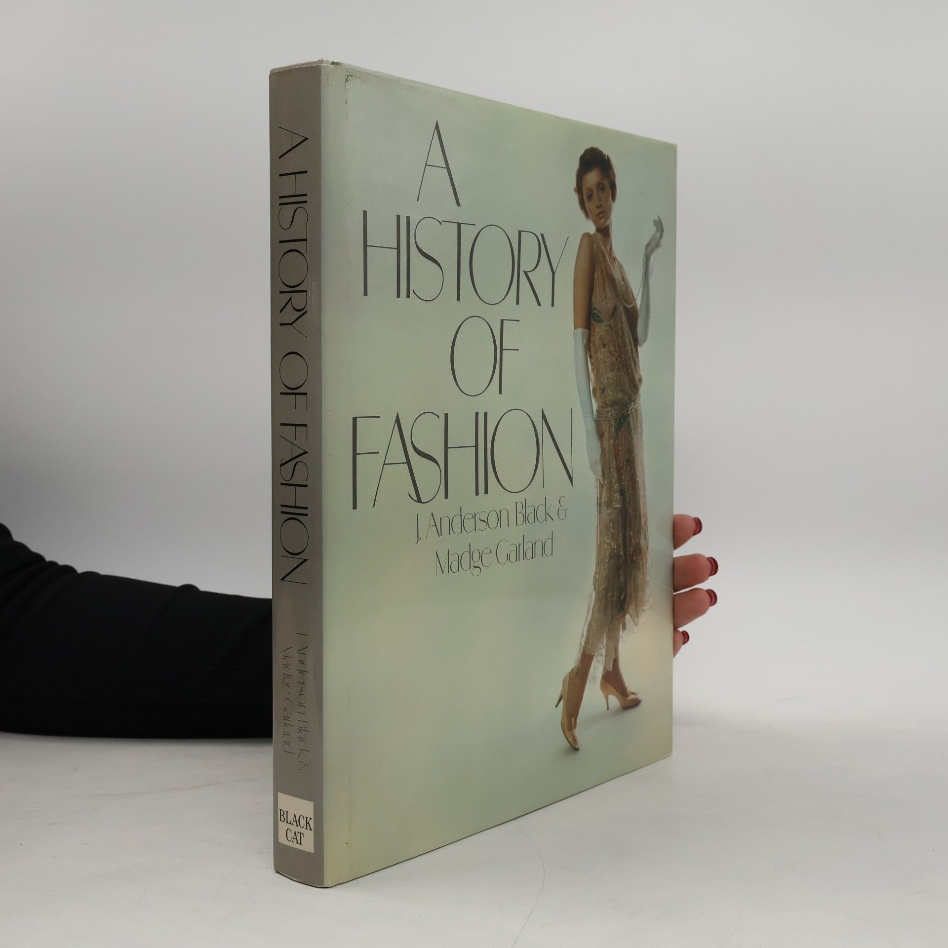 J. Anderson Black A History of Fashion