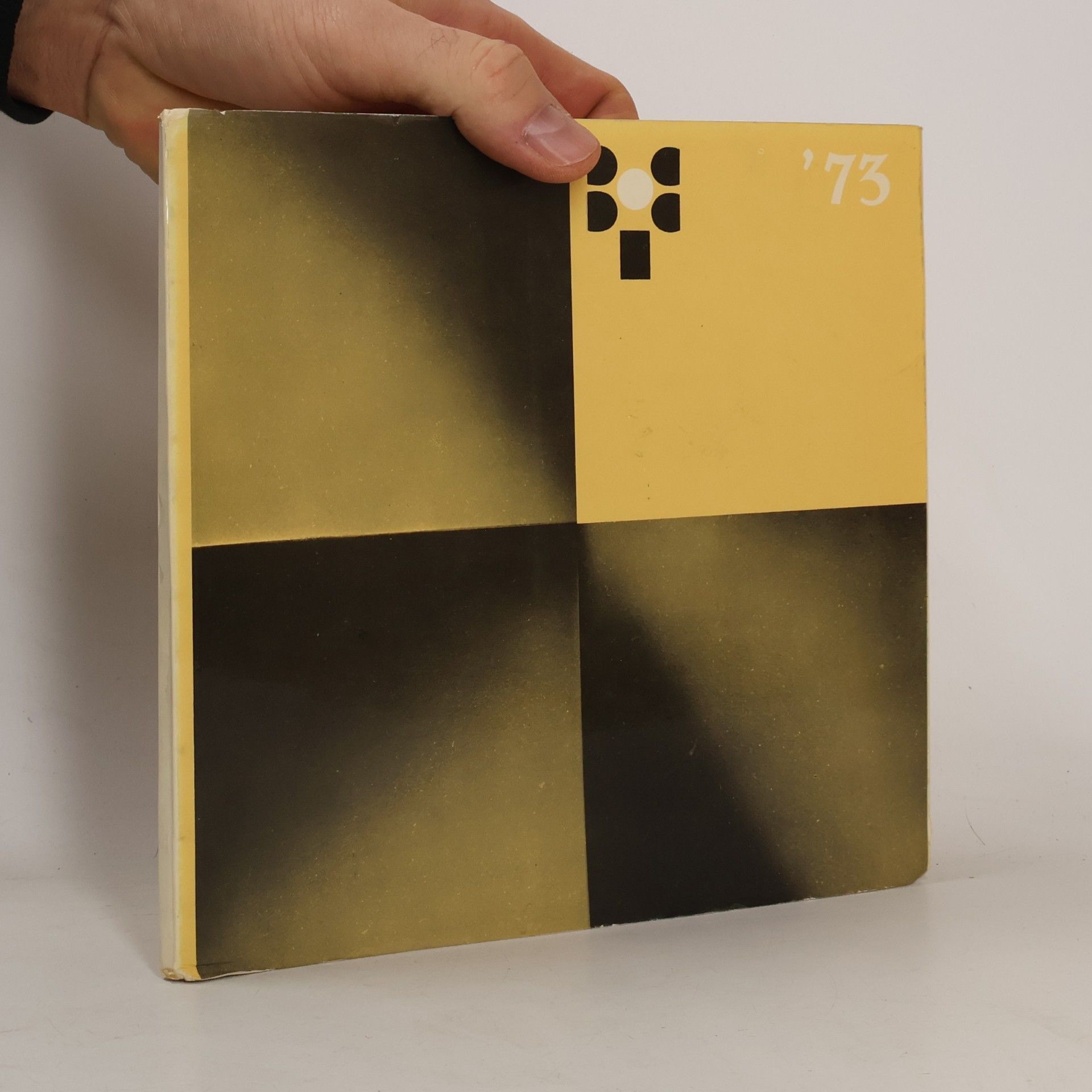'73