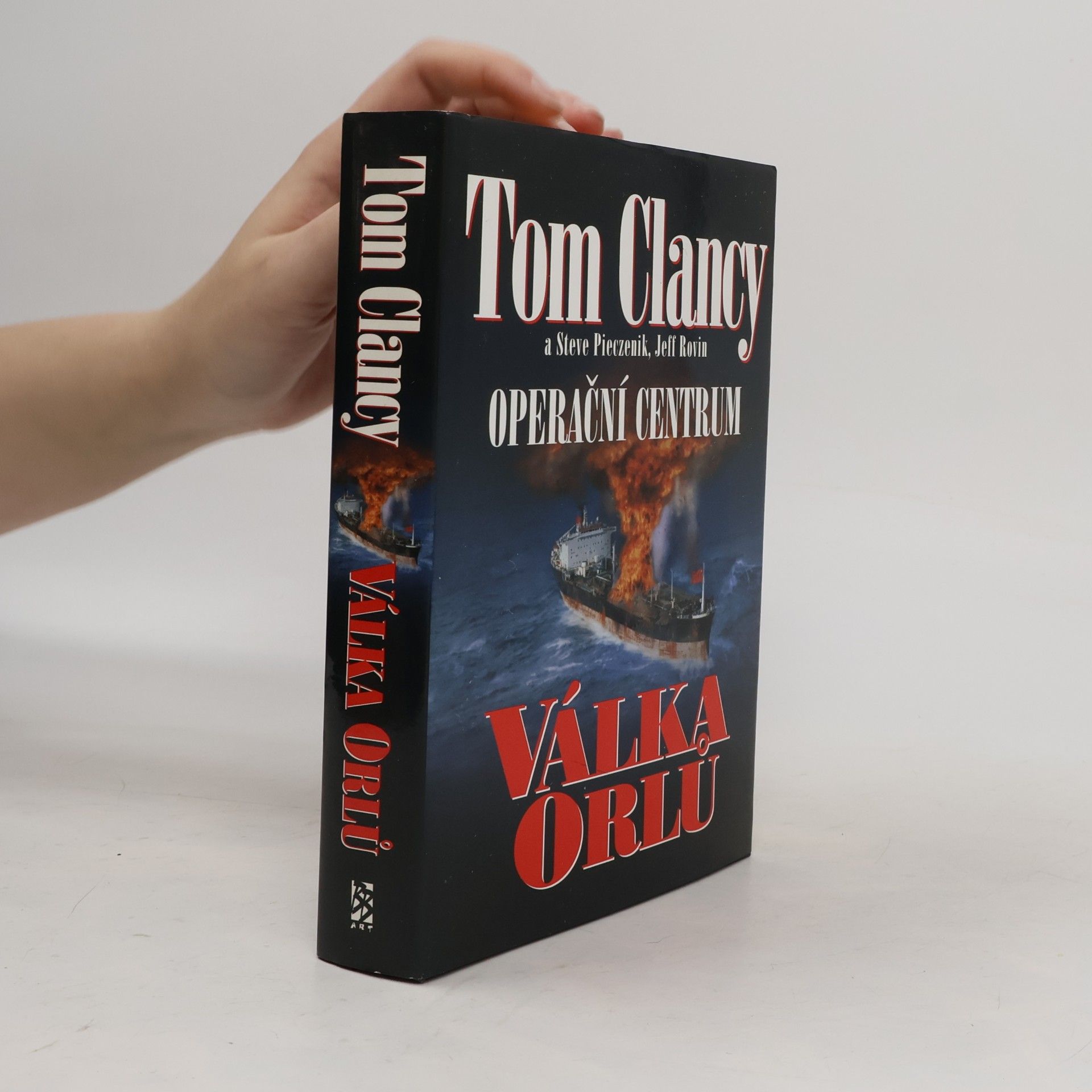 Operační centrum. Válka orlů