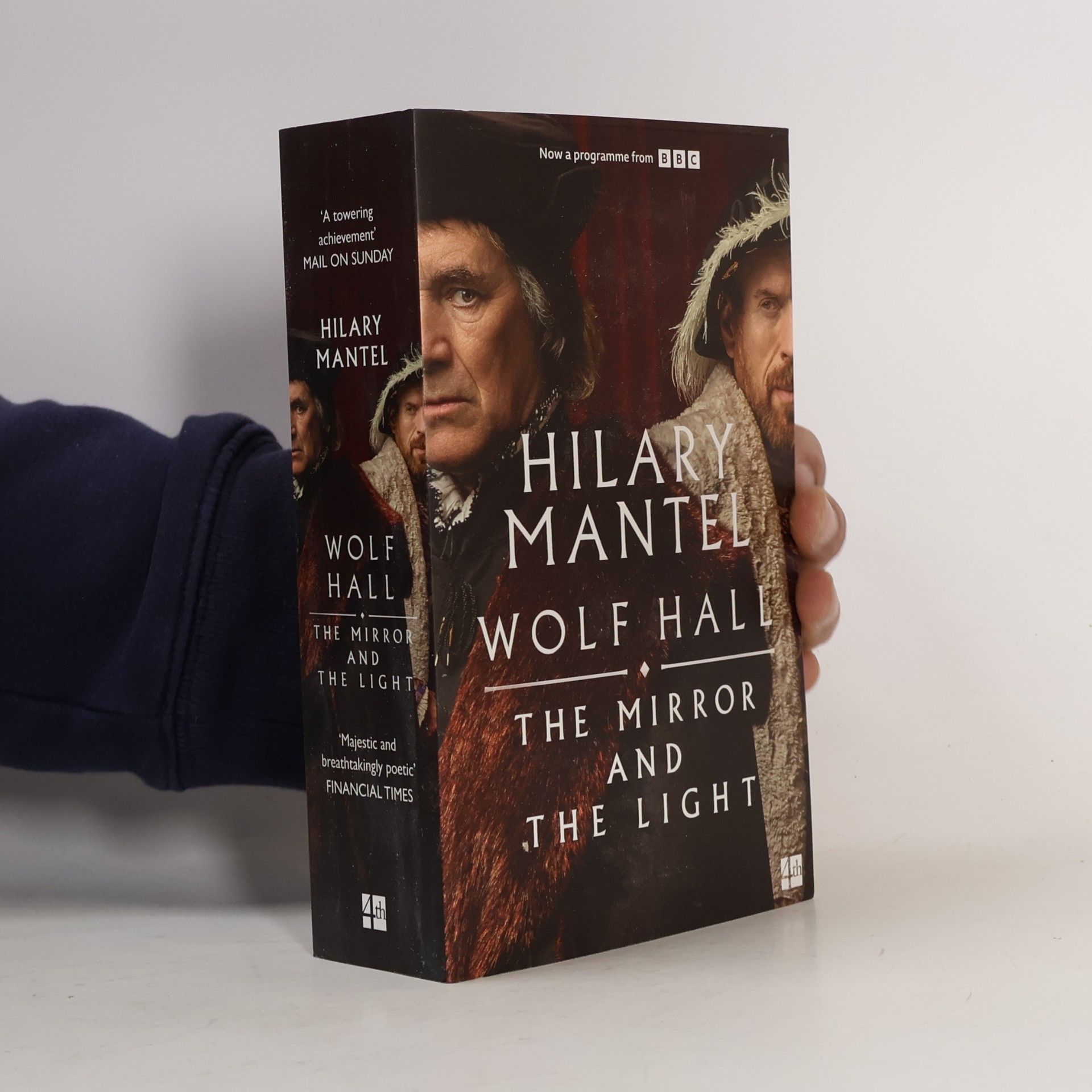 The Wolf Hall Trilogy: The Mirror and the Light