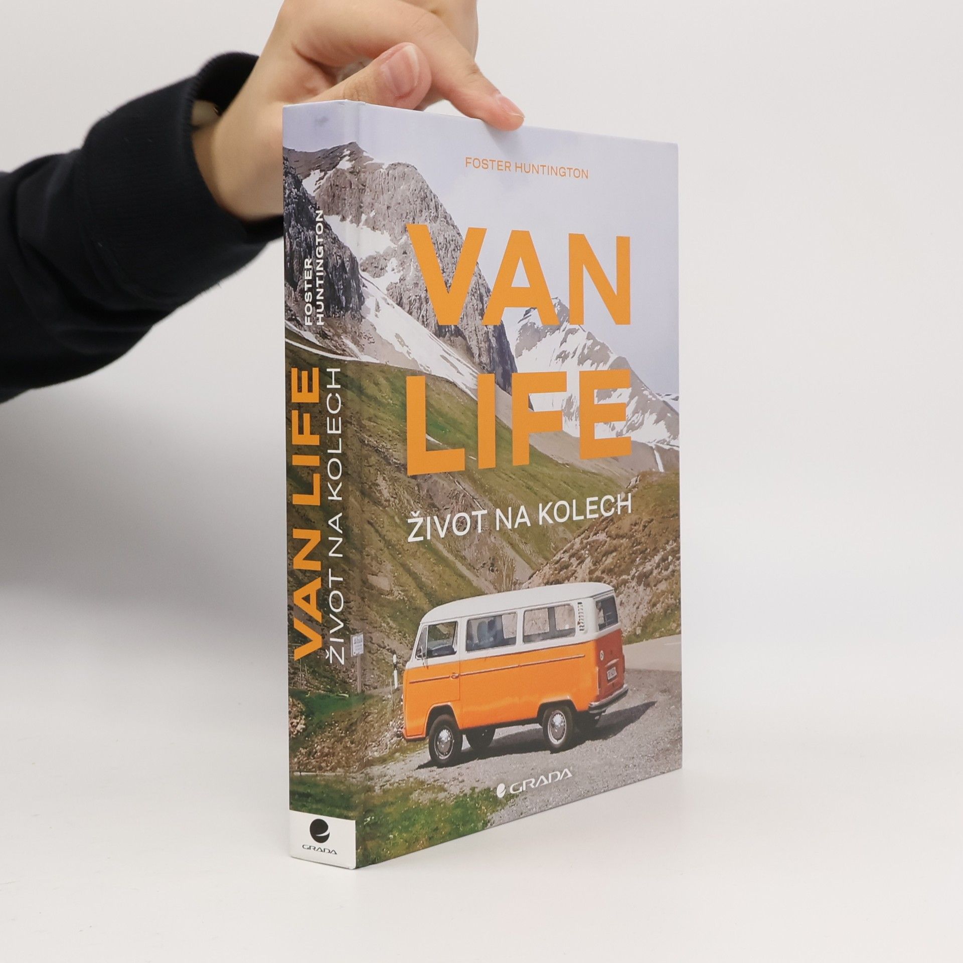 Foster Huntington Van life - Život na kolech