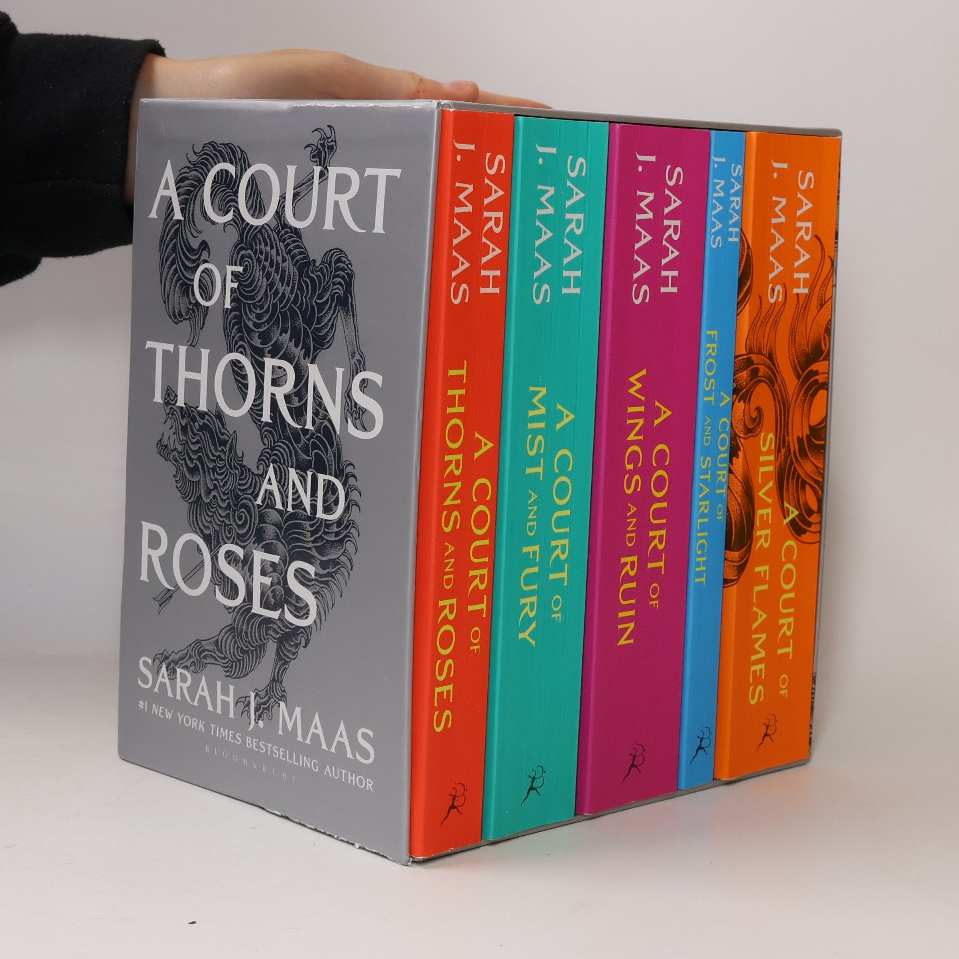 Sarah J. Maas A Court of Thorns and Roses