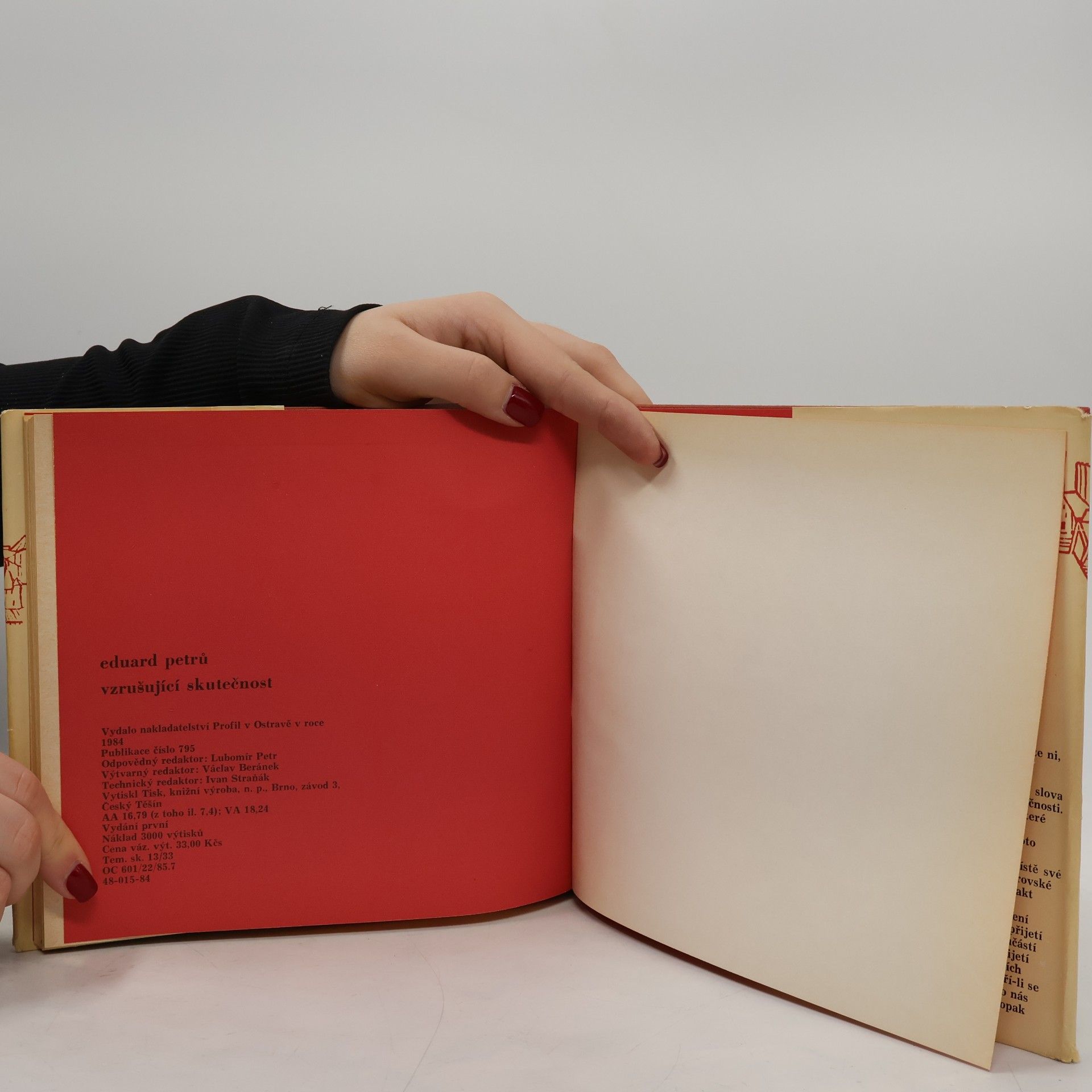 Eduard Petrů Vzrušující skutečnost: Fakta a fantazie ve středověké a humanistické literatuře