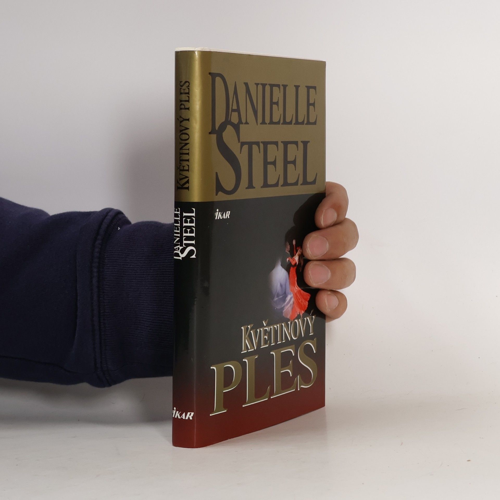 Danielle Steel Květinový ples