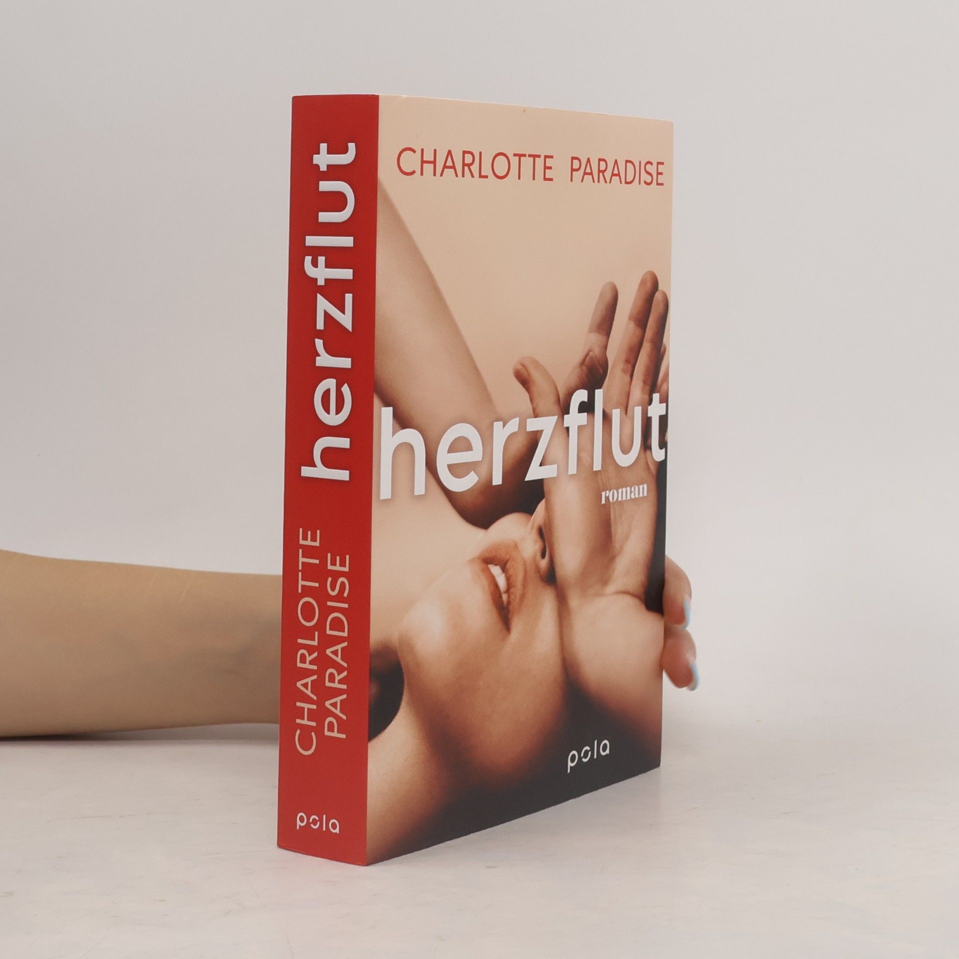 Charlotte Paradise Herzflut