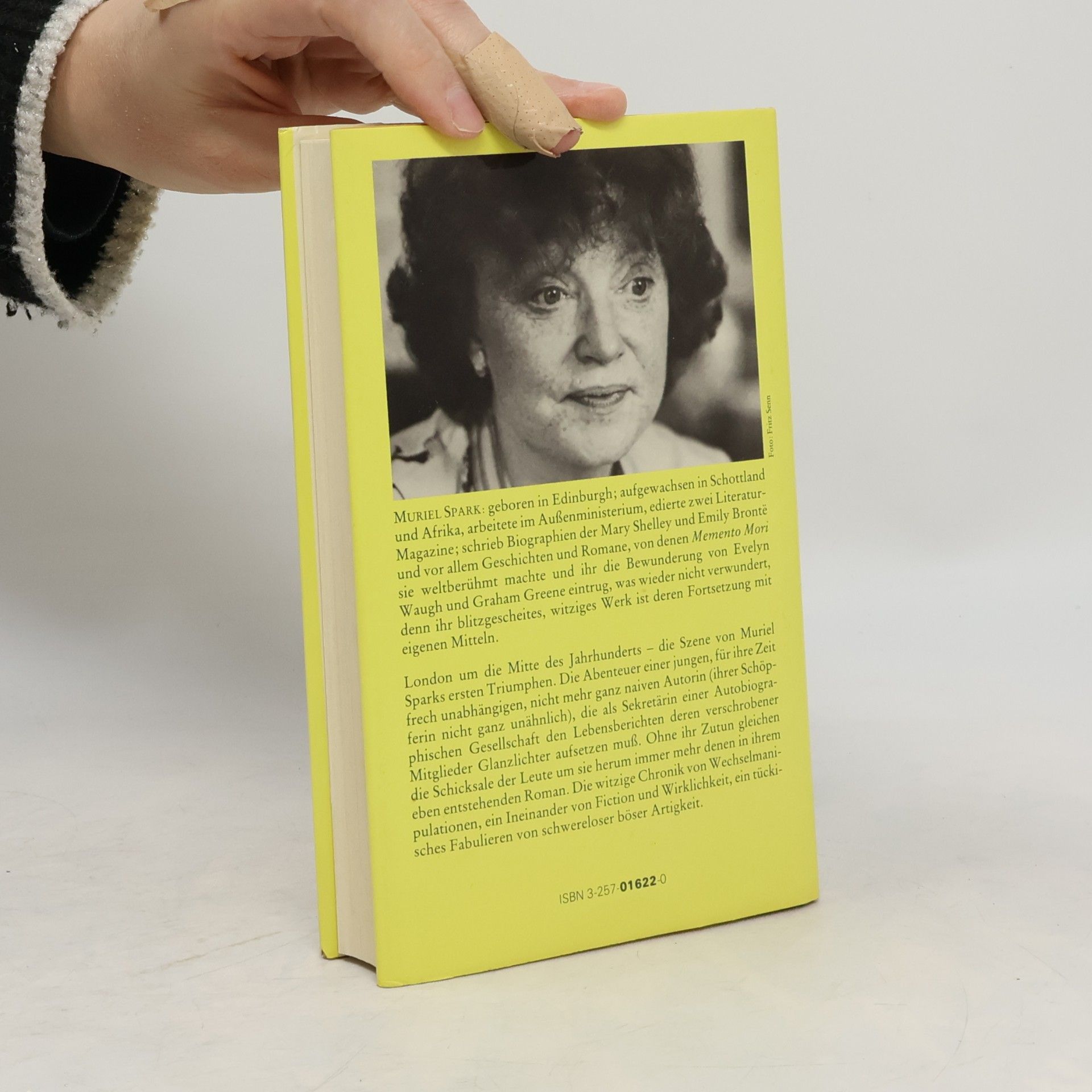 Muriel Spark Vorsätzlich Herumlungern. Roman