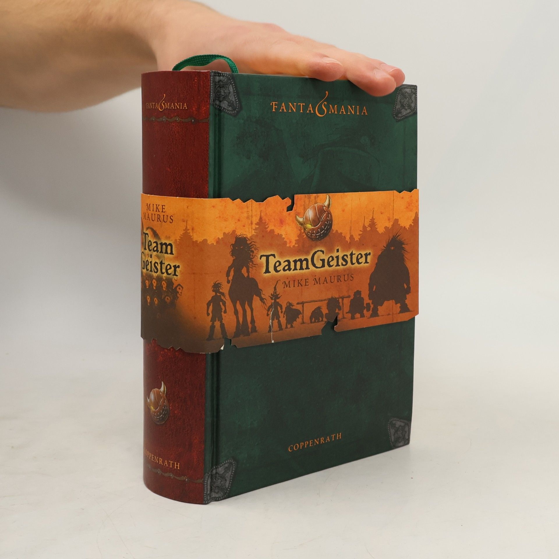 Fantasmania. Teamgeister