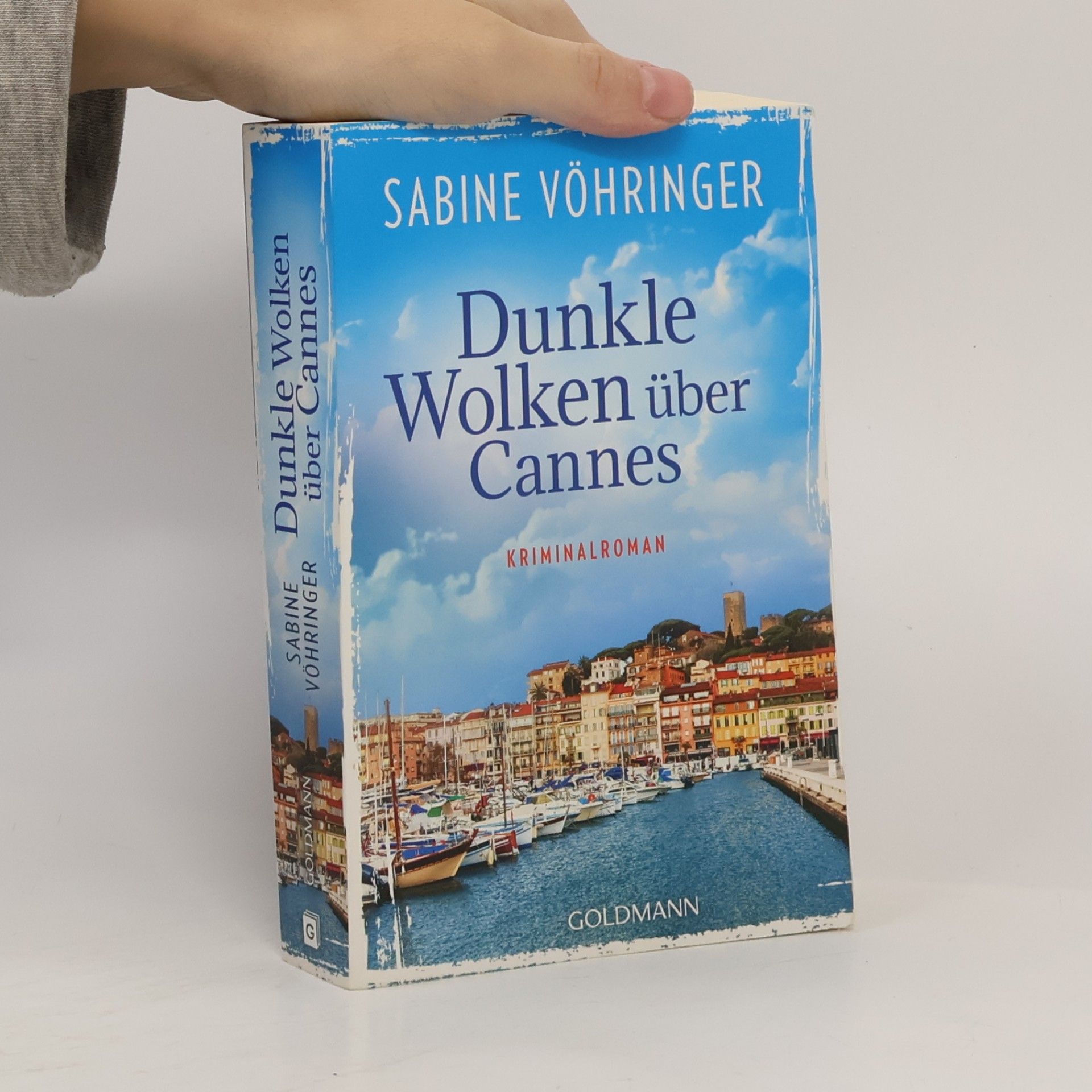 Dunkle Wolken über Cannes